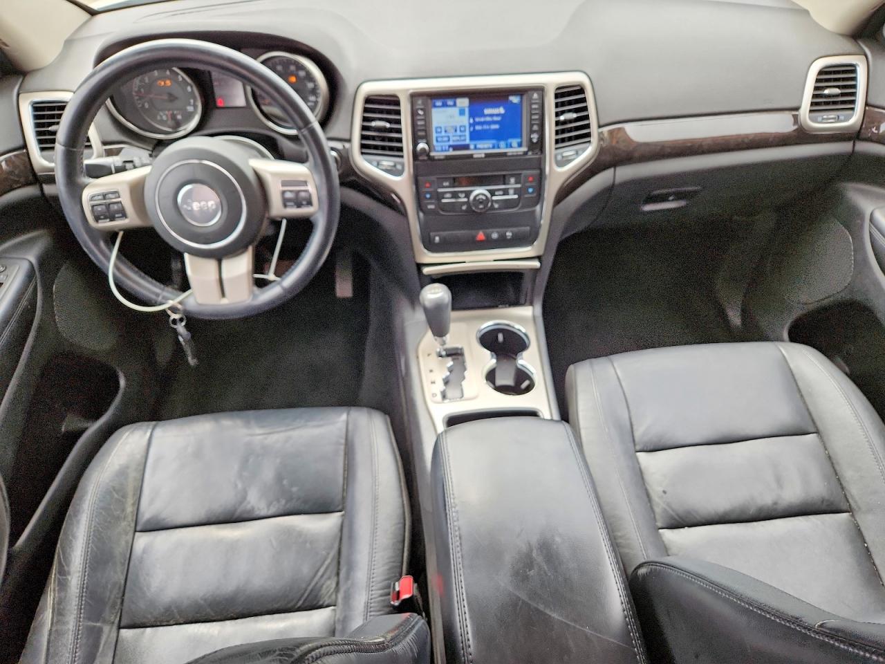 2012 Jeep Grand Cherokee Laredo White vin: 1C4RJFAG5CC346034