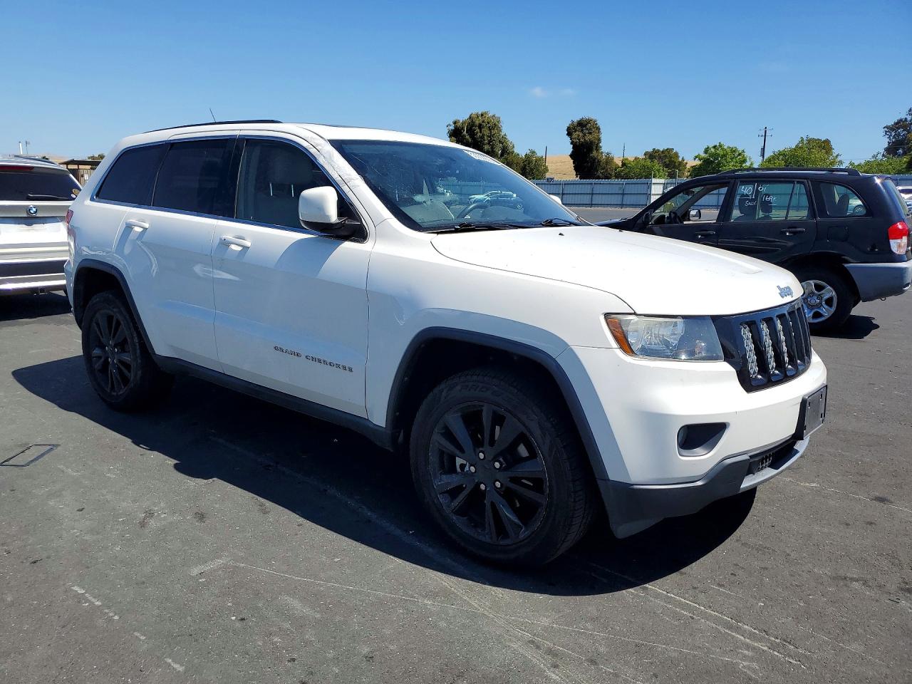 2012 Jeep Grand Cherokee Laredo White vin: 1C4RJFAG5CC353842