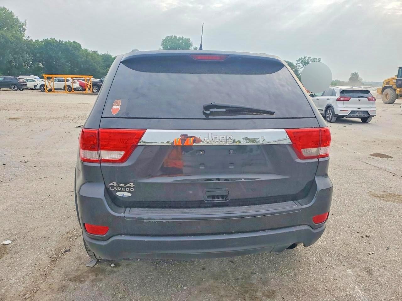 2013 Jeep Grand Cherokee Laredo Black vin: 1C4RJFAG5DC506673