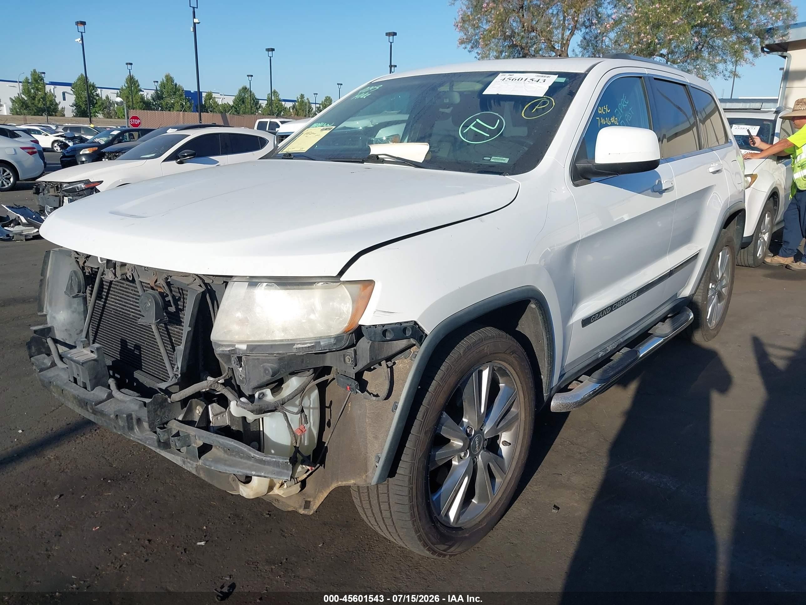 2013 Jeep Grand Cherokee Laredo Белый vin: 1C4RJFAG5DC582460