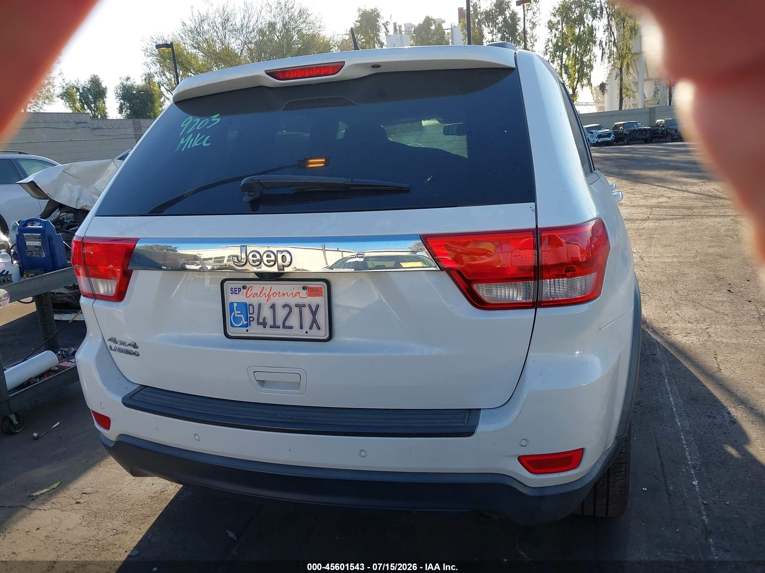 2013 Jeep Grand Cherokee Laredo Белый vin: 1C4RJFAG5DC582460