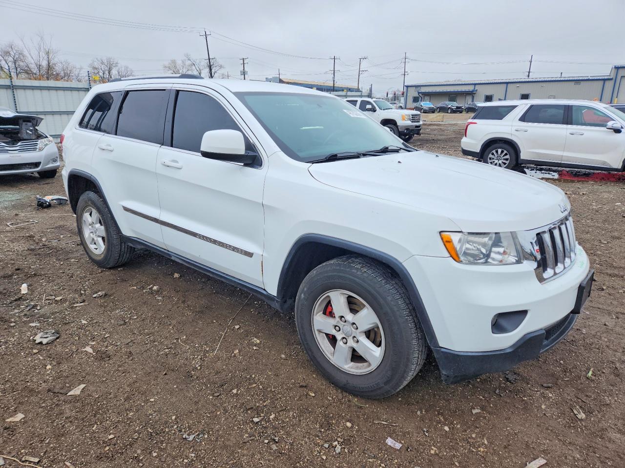 2013 Jeep Grand Cherokee Laredo White vin: 1C4RJFAG5DC586413