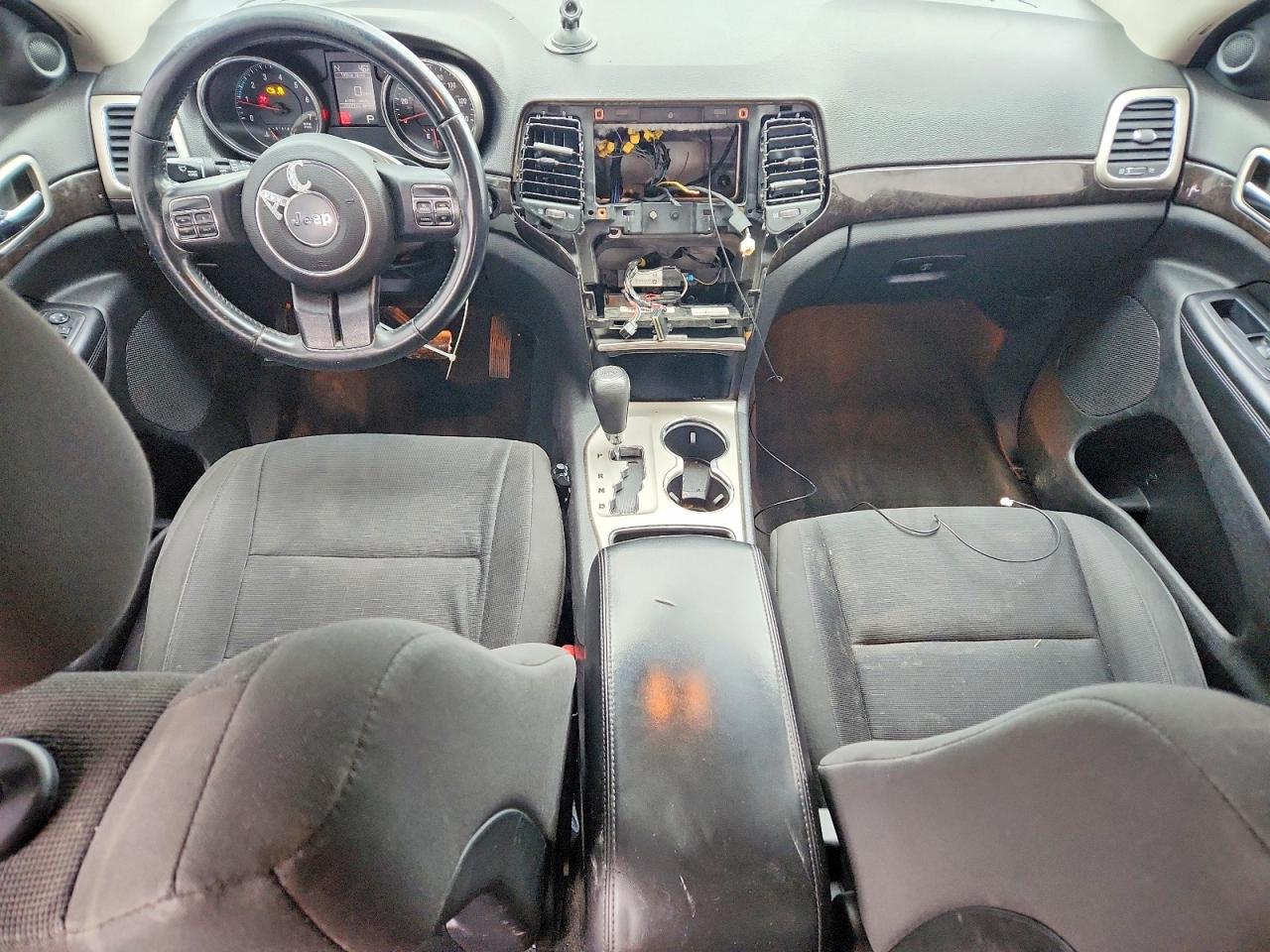 2013 Jeep Grand Cherokee Laredo White vin: 1C4RJFAG5DC586413