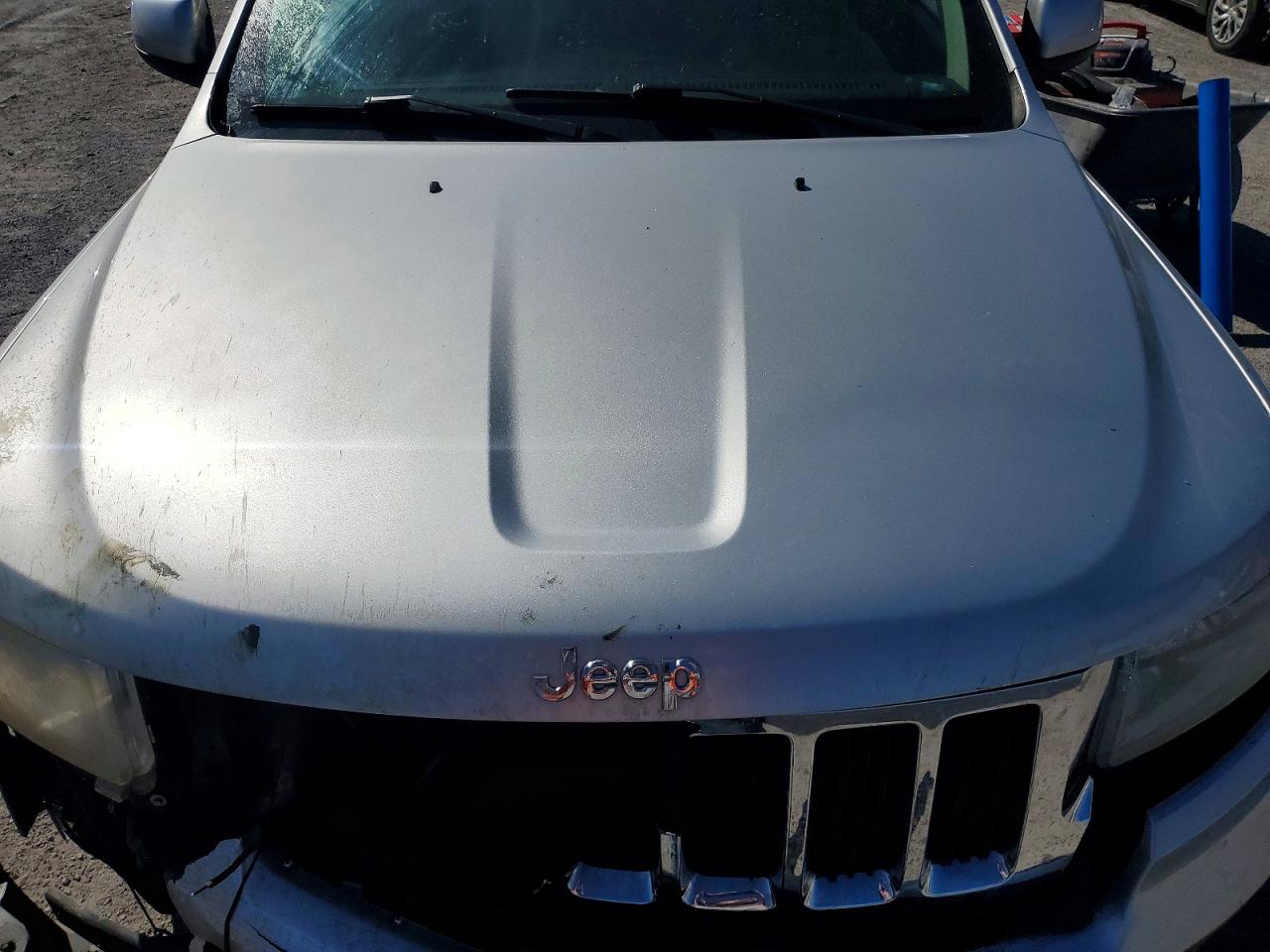 2013 Jeep Grand Cherokee Laredo Серебряный vin: 1C4RJFAG5DC615487