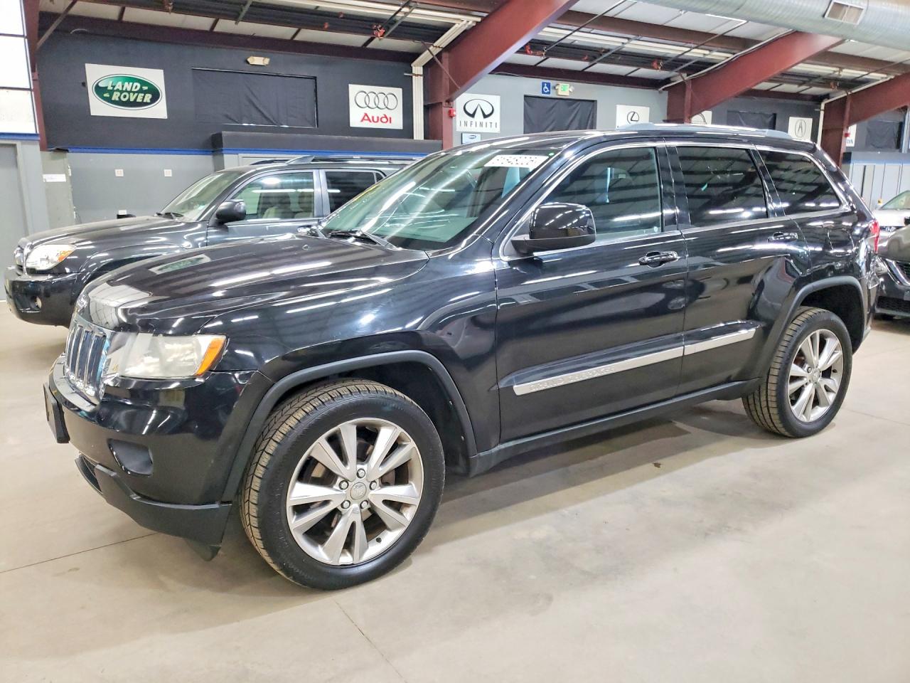 2013 Jeep Grand Cherokee Laredo Черный vin: 1C4RJFAG5DC633343