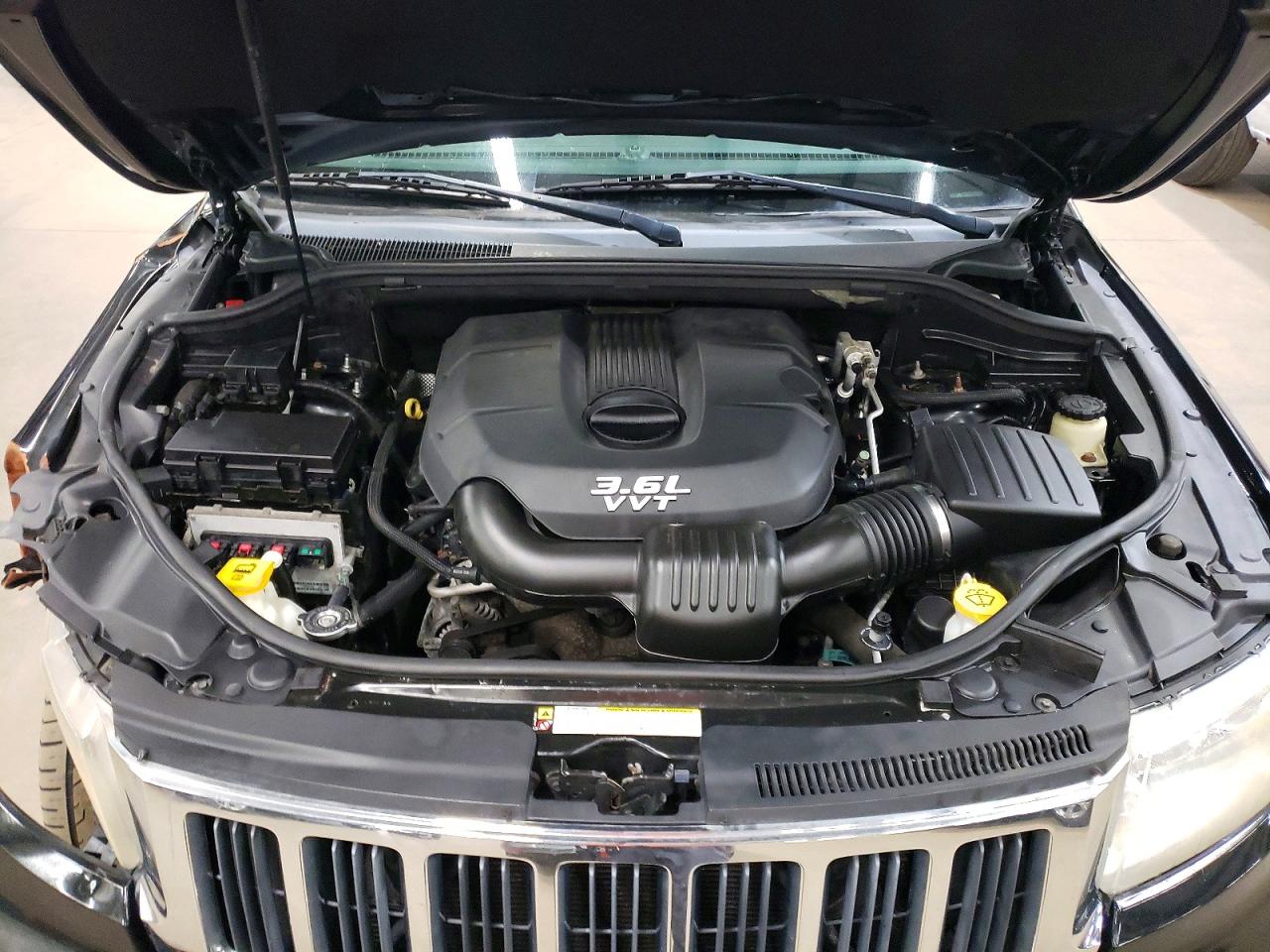 2013 Jeep Grand Cherokee Laredo Черный vin: 1C4RJFAG5DC633343