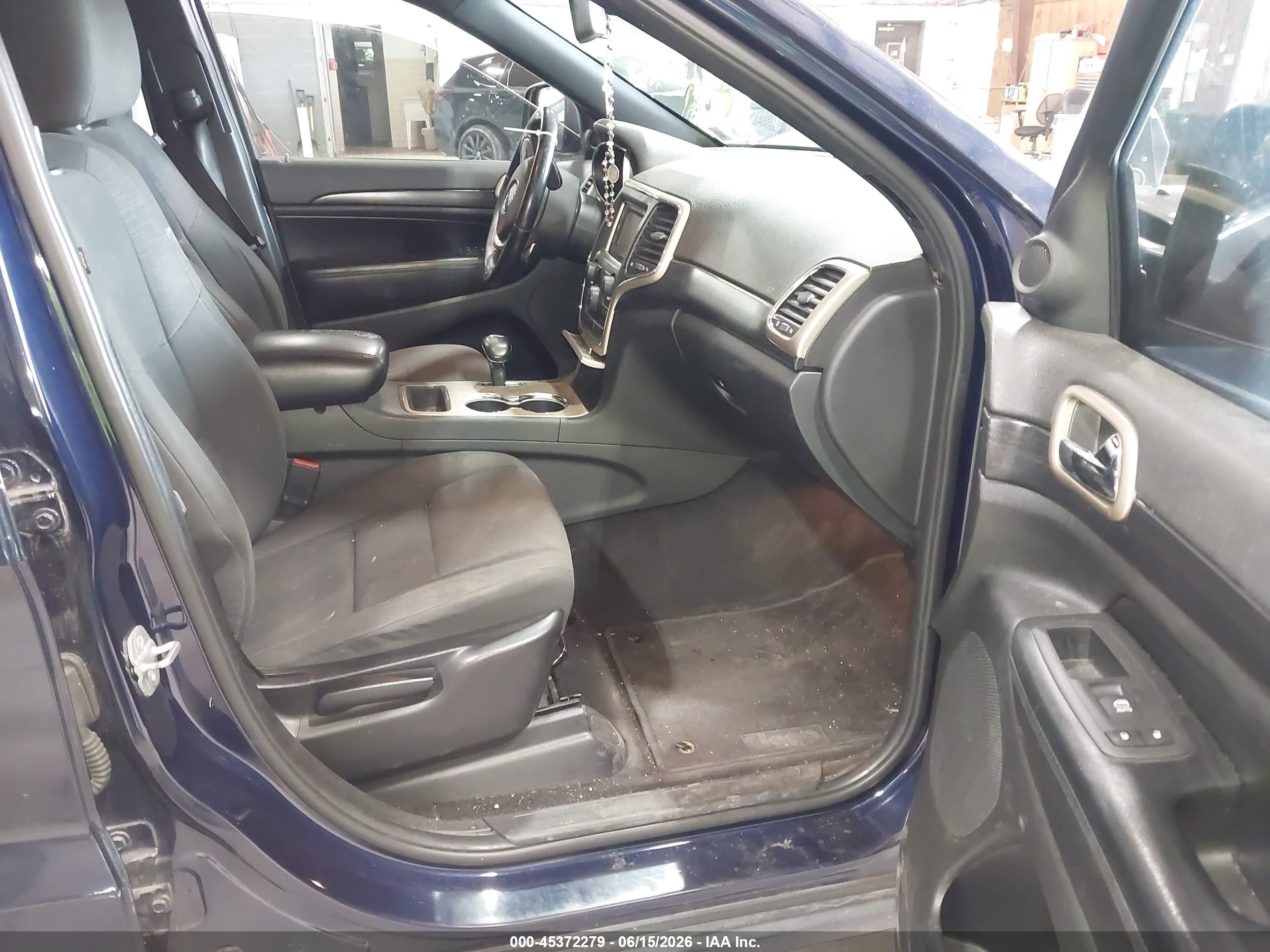 2014 Jeep Grand Cherokee Laredo Blue vin: 1C4RJFAG5EC109837
