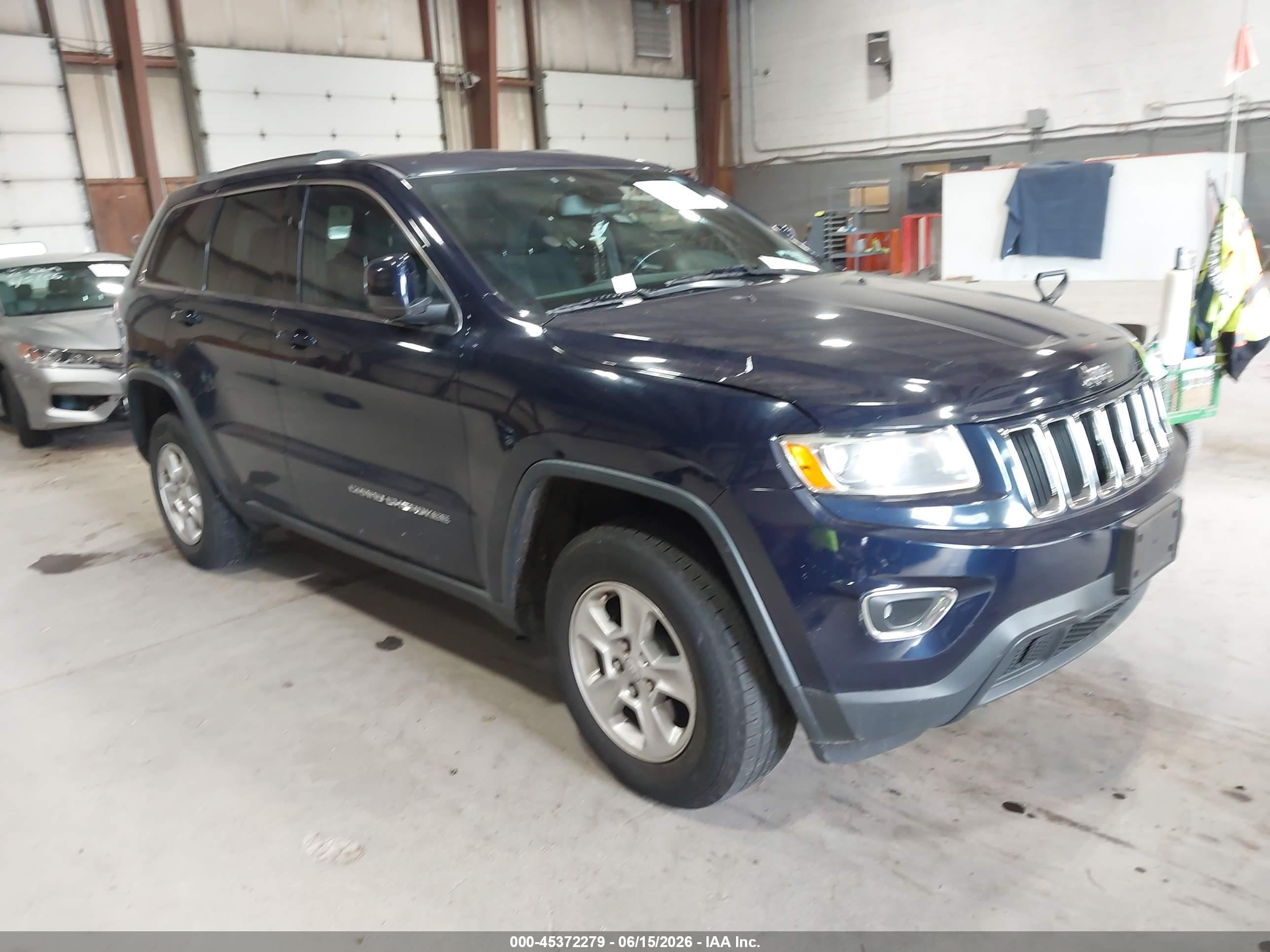 2014 Jeep Grand Cherokee Laredo Синий vin: 1C4RJFAG5EC109837