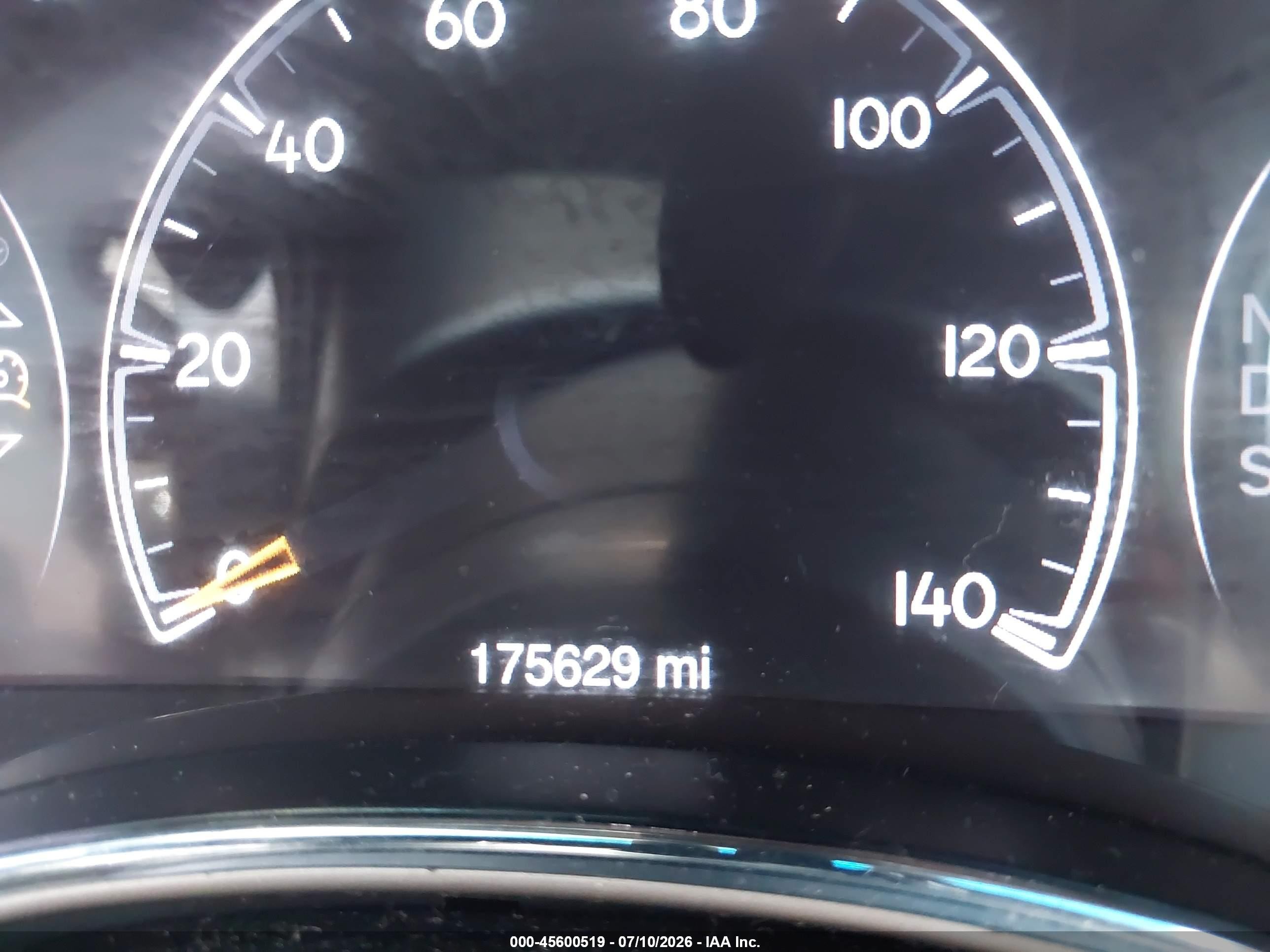 2014 Jeep Grand Cherokee Laredo Silver vin: 1C4RJFAG5EC186417