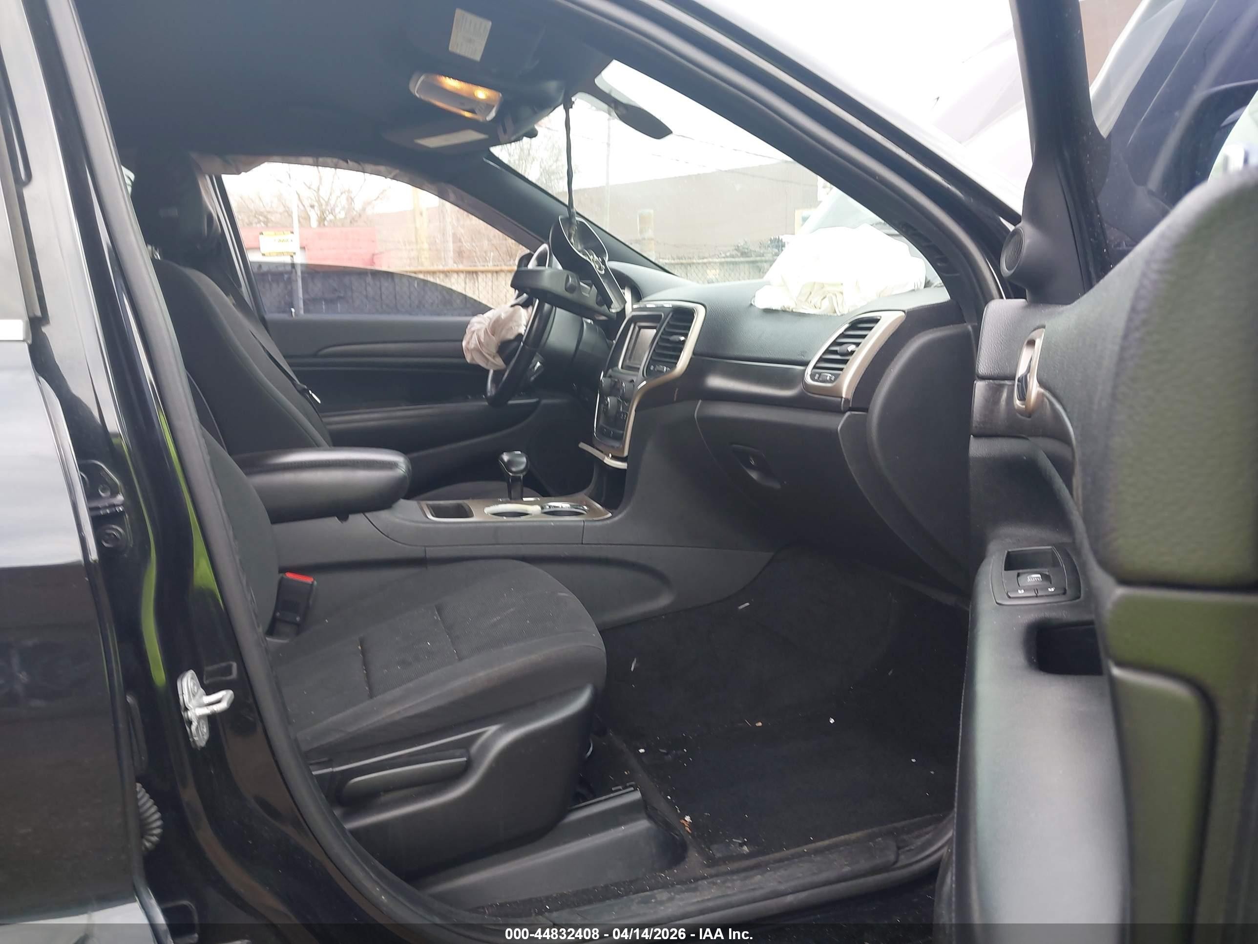 2014 Jeep Grand Cherokee Laredo Черный vin: 1C4RJFAG5EC204298