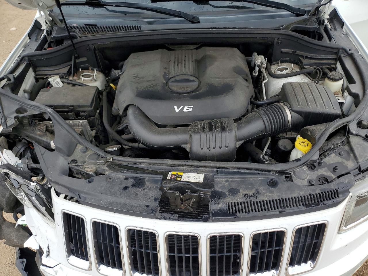 2014 Jeep Grand Cherokee Laredo White vin: 1C4RJFAG5EC270429