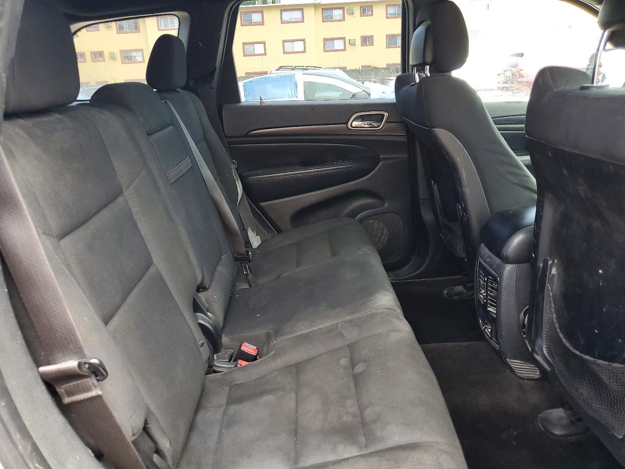 2014 Jeep Grand Cherokee Laredo Silver vin: 1C4RJFAG5EC280541