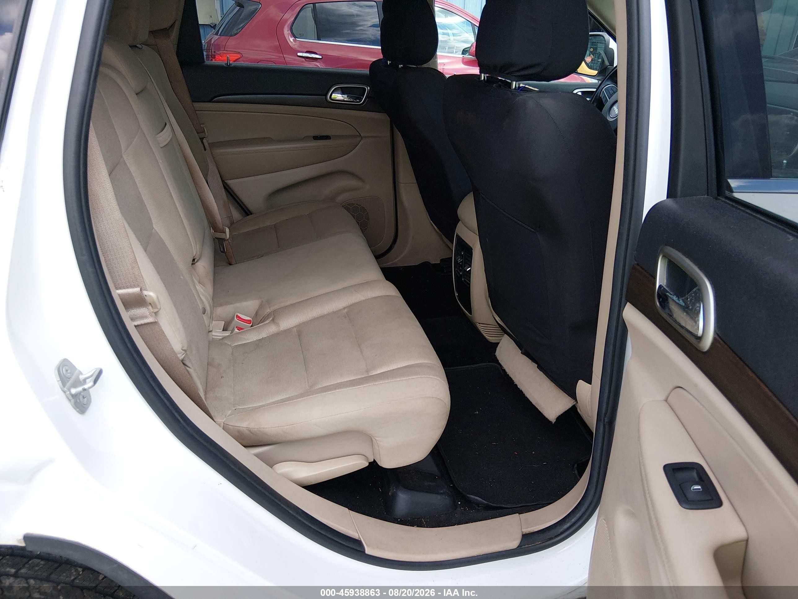 2014 Jeep Grand Cherokee Laredo White vin: 1C4RJFAG5EC319810