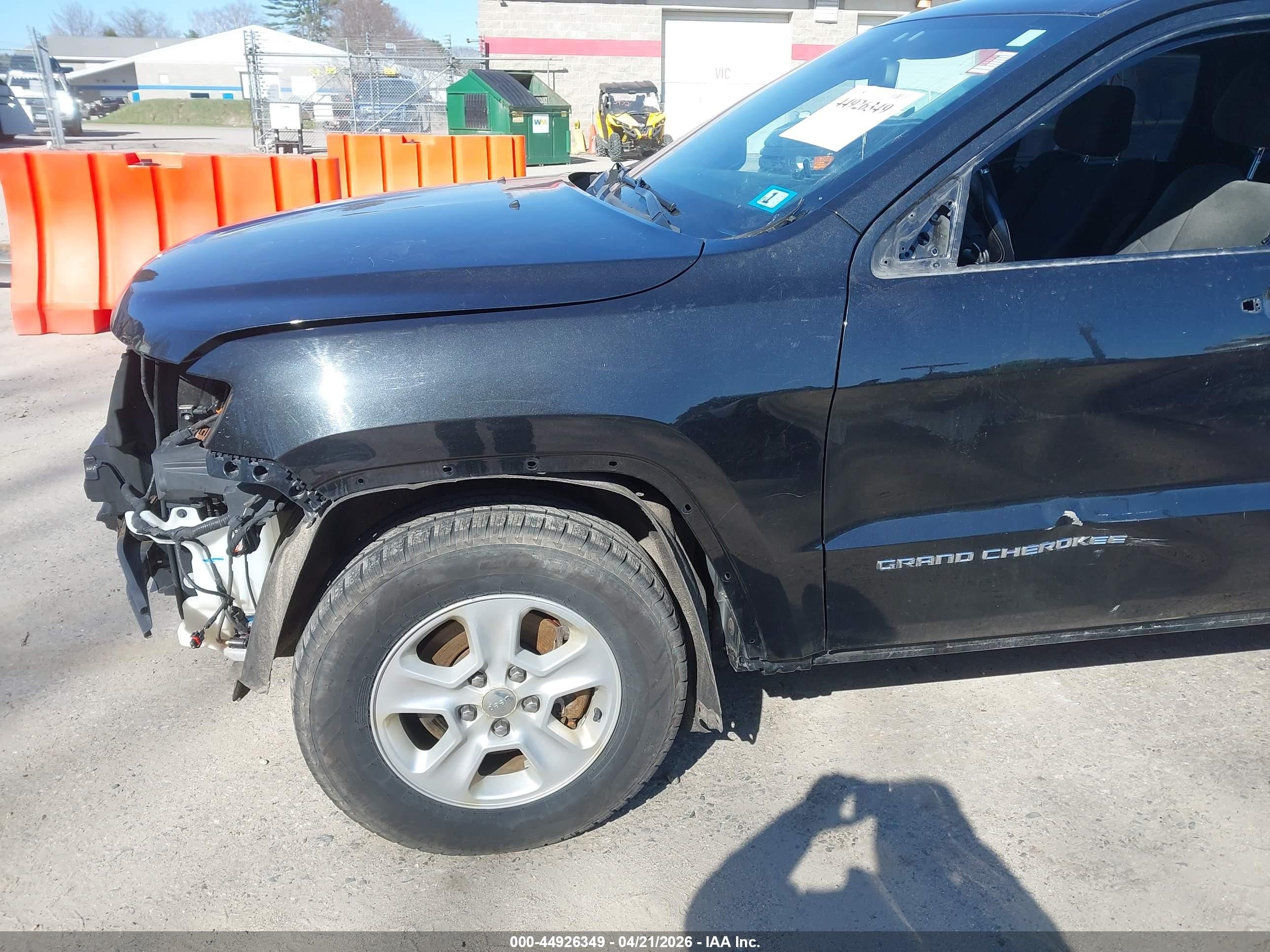 2014 Jeep Grand Cherokee Laredo Black vin: 1C4RJFAG5EC392563