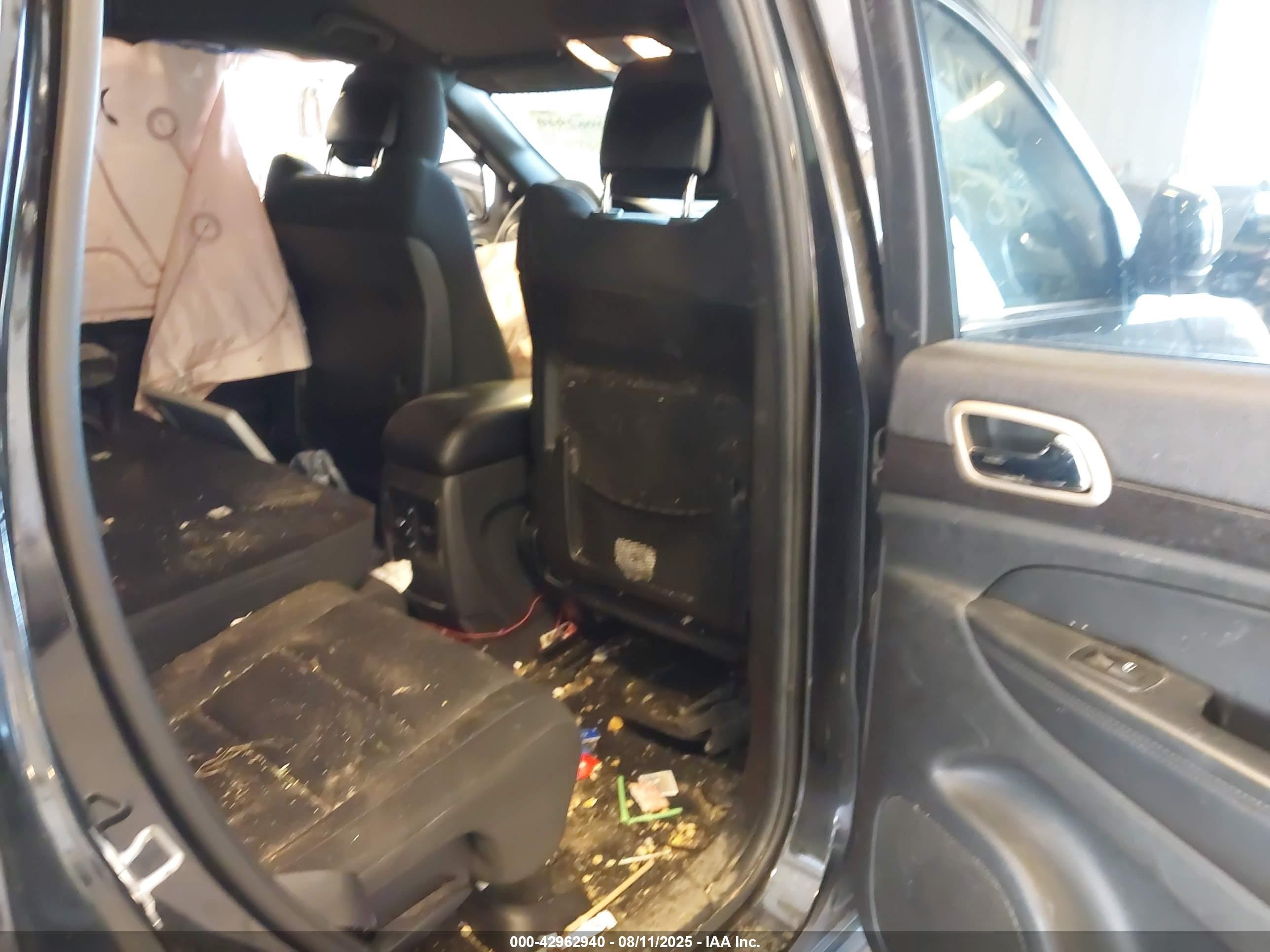 2014 Jeep Grand Cherokee Laredo Black vin: 1C4RJFAG5EC398623