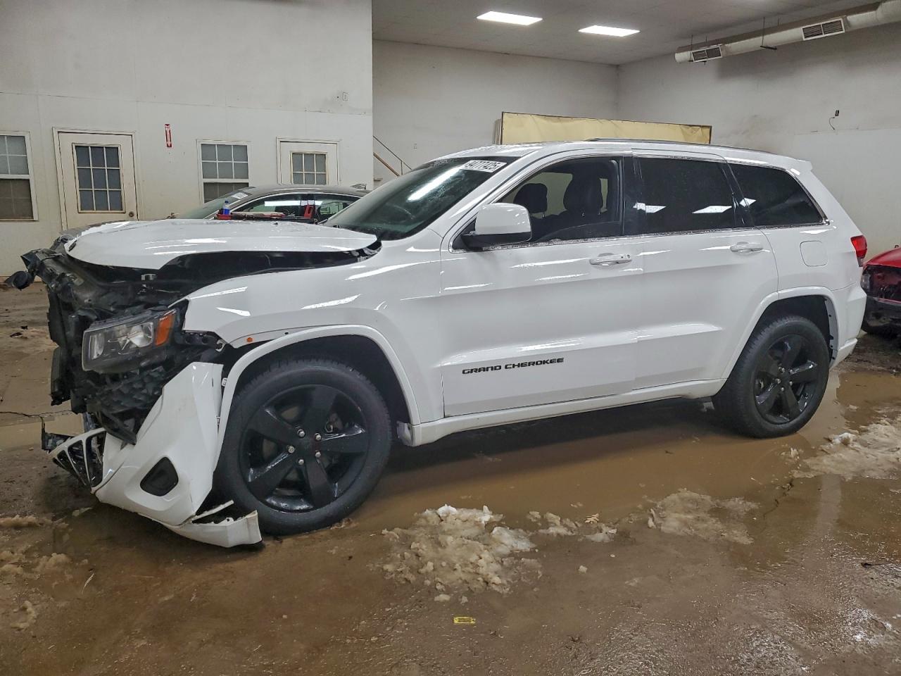 2014 Jeep Grand Cherokee Laredo White vin: 1C4RJFAG5EC487799