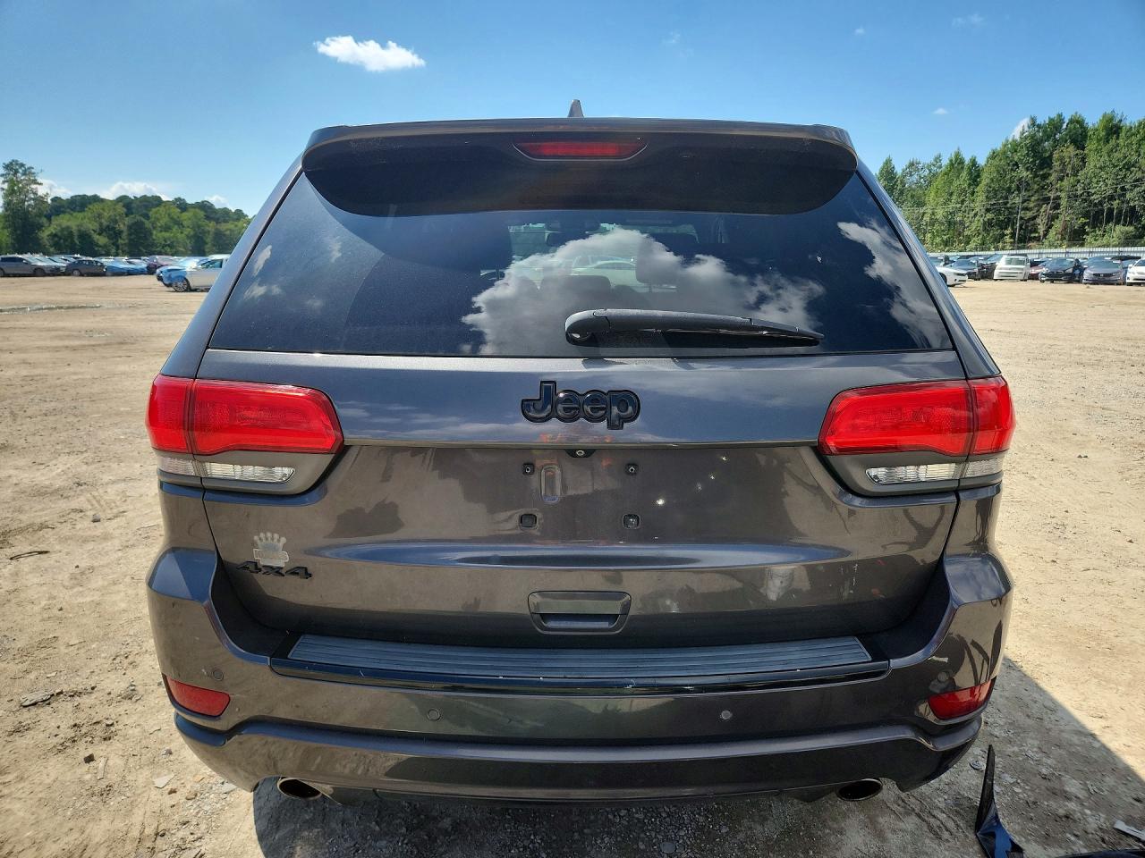 2014 Jeep Grand Cherokee Laredo Gray vin: 1C4RJFAG5EC541604