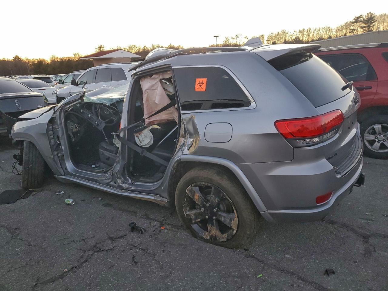 2014 Jeep Grand Cherokee Laredo Серебряный vin: 1C4RJFAG5EC569449