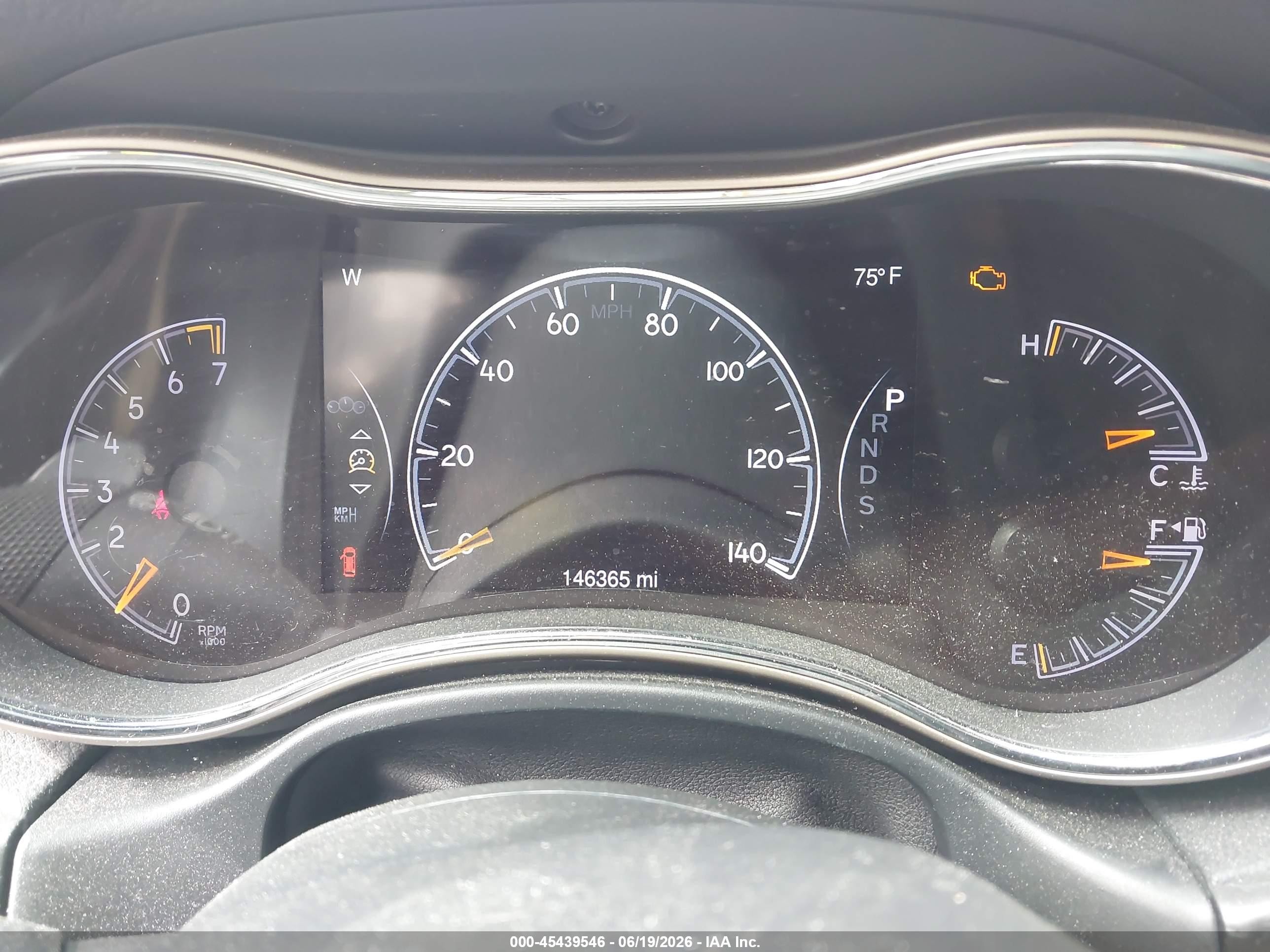 2015 Jeep Grand Cherokee Laredo Gray vin: 1C4RJFAG5FC115686