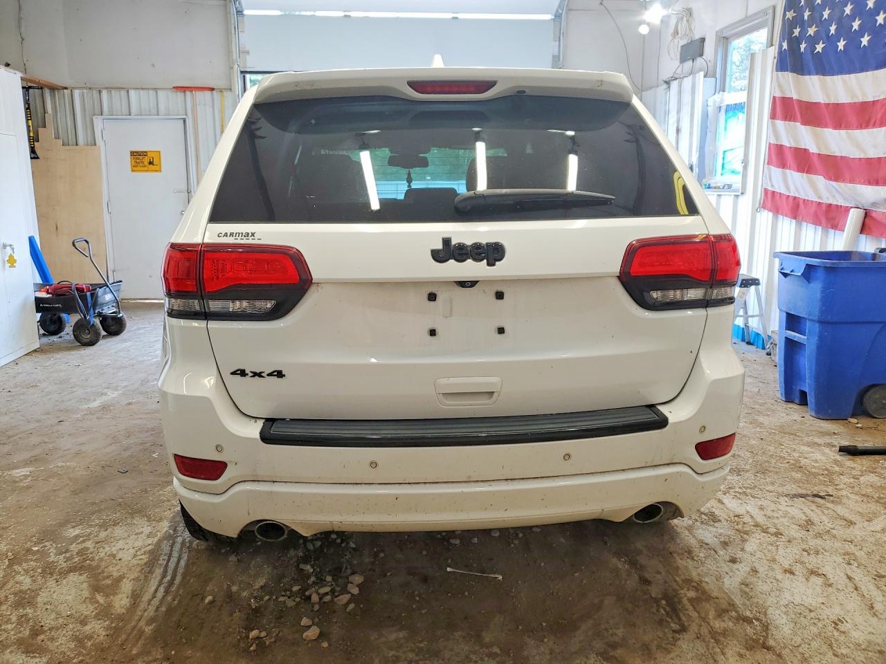 2015 Jeep Grand Cherokee Laredo White vin: 1C4RJFAG5FC172888