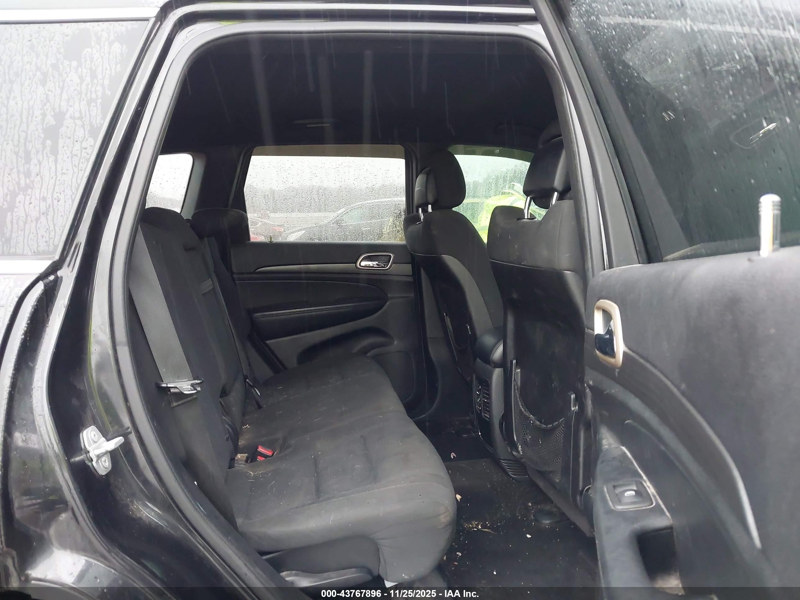 2015 Jeep Grand Cherokee Laredo Black vin: 1C4RJFAG5FC737849