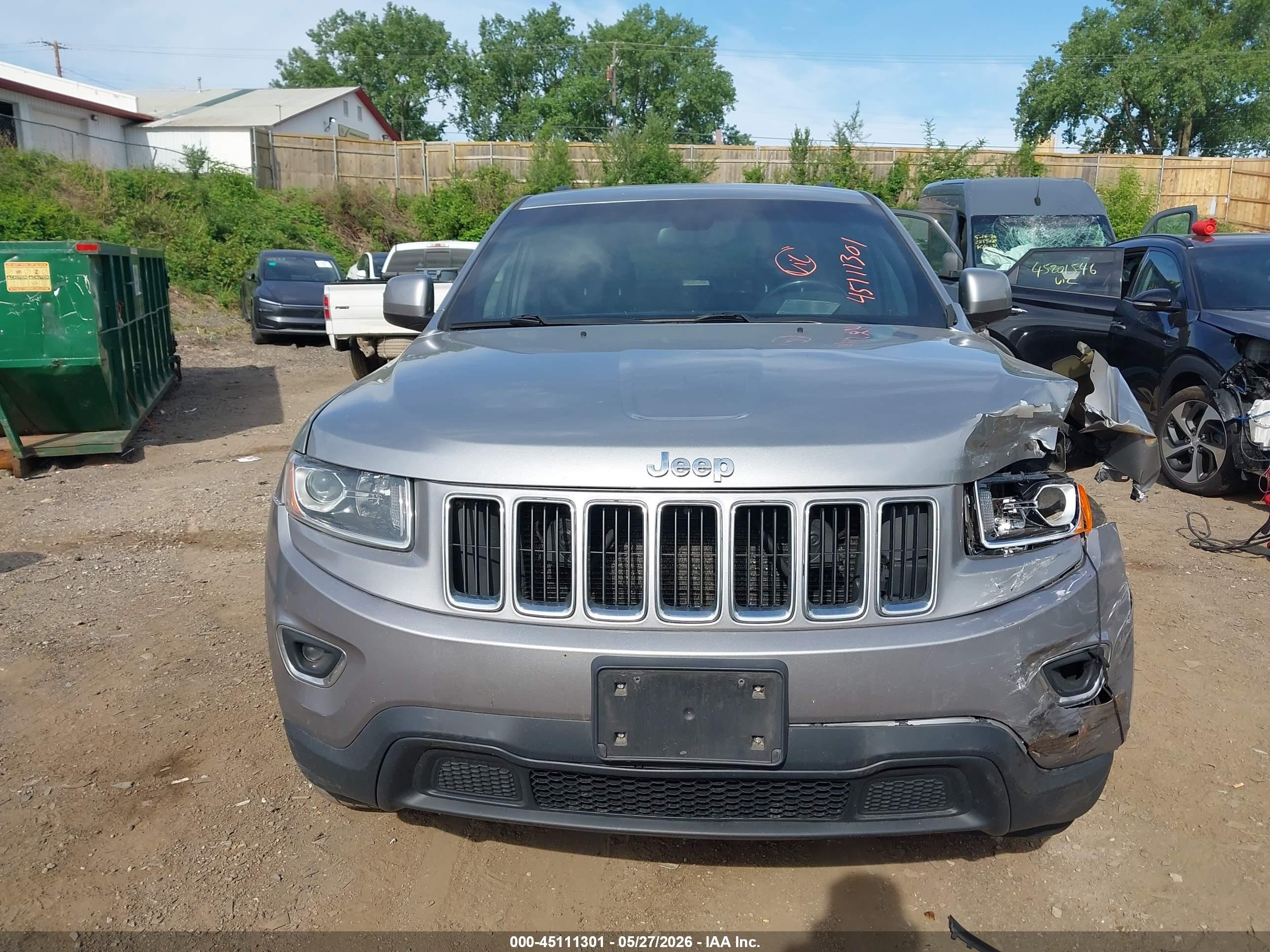 2015 Jeep Grand Cherokee Laredo Gray vin: 1C4RJFAG5FC838132