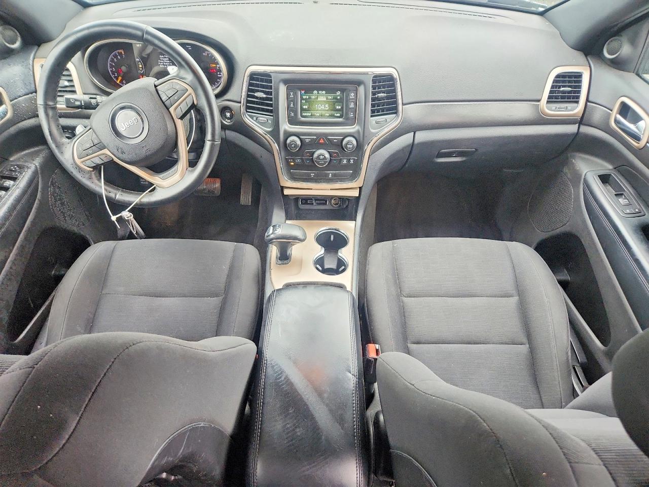 2015 Jeep Grand Cherokee Laredo Серый vin: 1C4RJFAG5FC895754