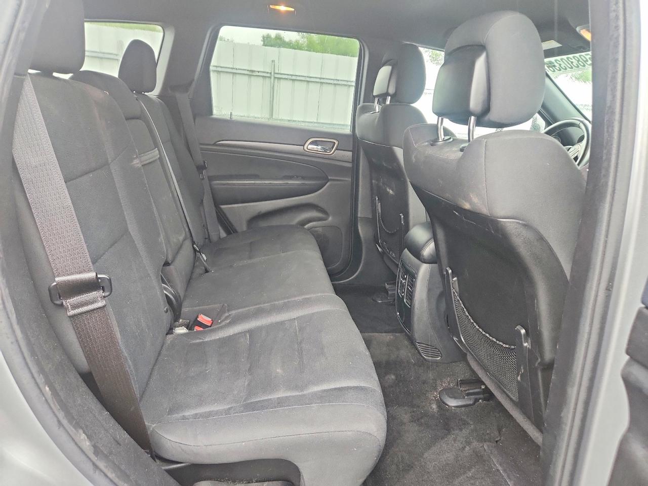 2015 Jeep Grand Cherokee Laredo Серый vin: 1C4RJFAG5FC895754