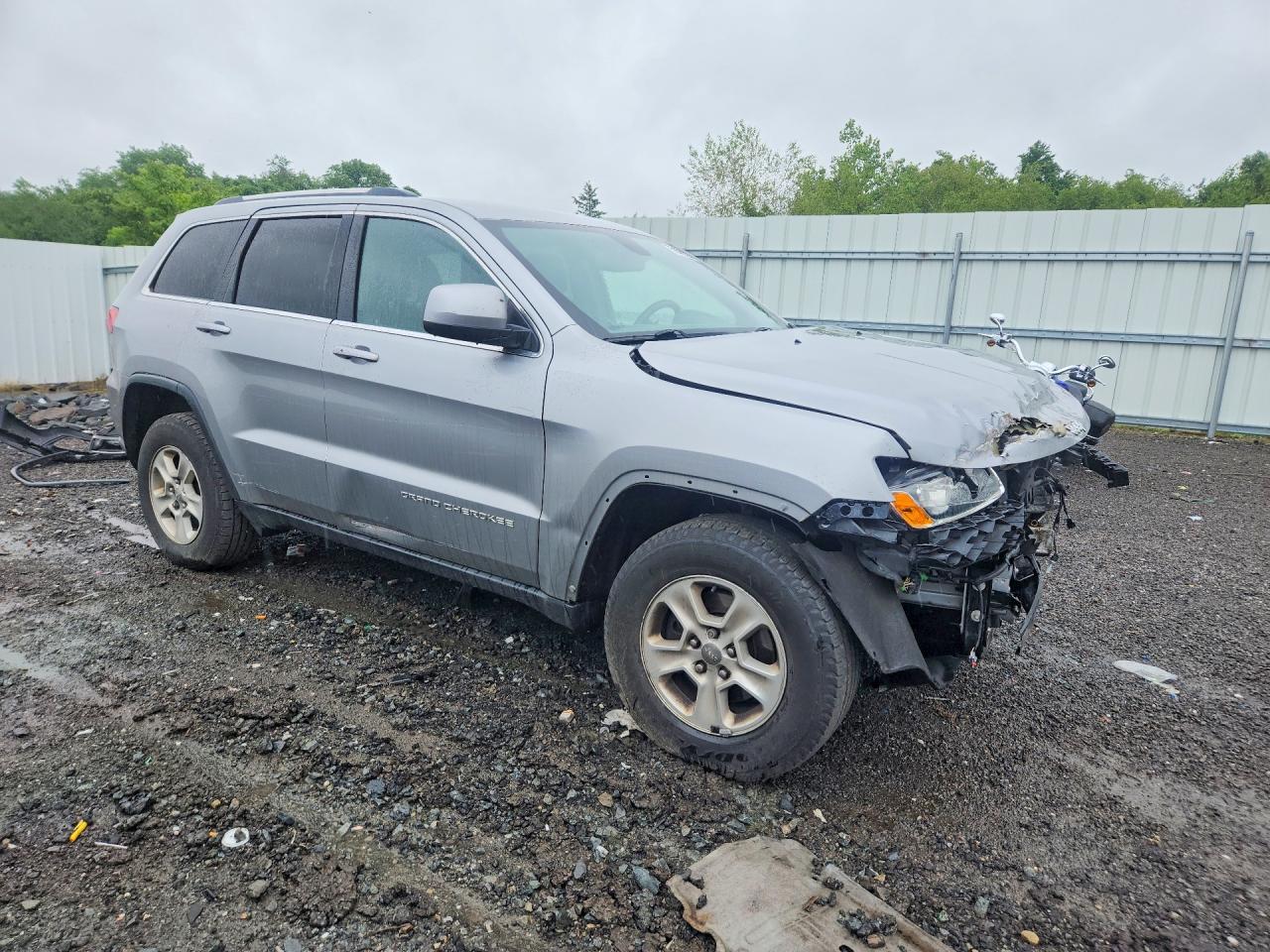 2015 Jeep Grand Cherokee Laredo Серый vin: 1C4RJFAG5FC895754