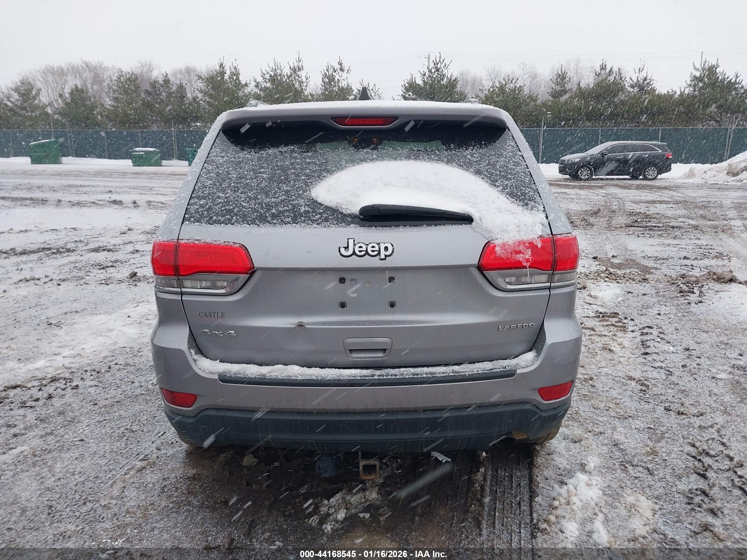 2015 Jeep Grand Cherokee Laredo Серебряный vin: 1C4RJFAG5FC895852