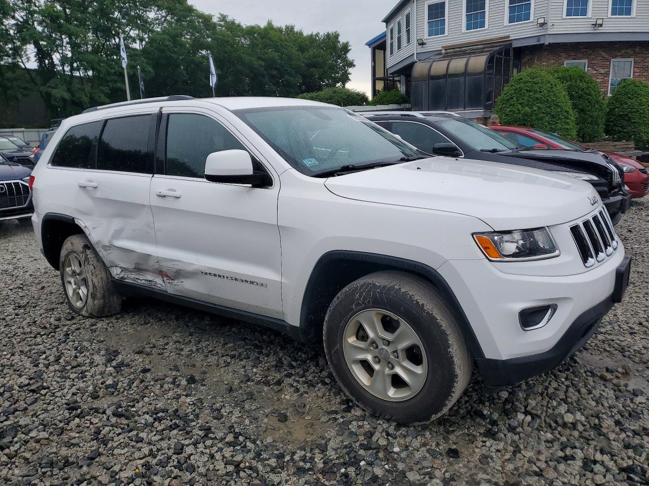 2015 Jeep Grand Cherokee Laredo White vin: 1C4RJFAG5FC909880