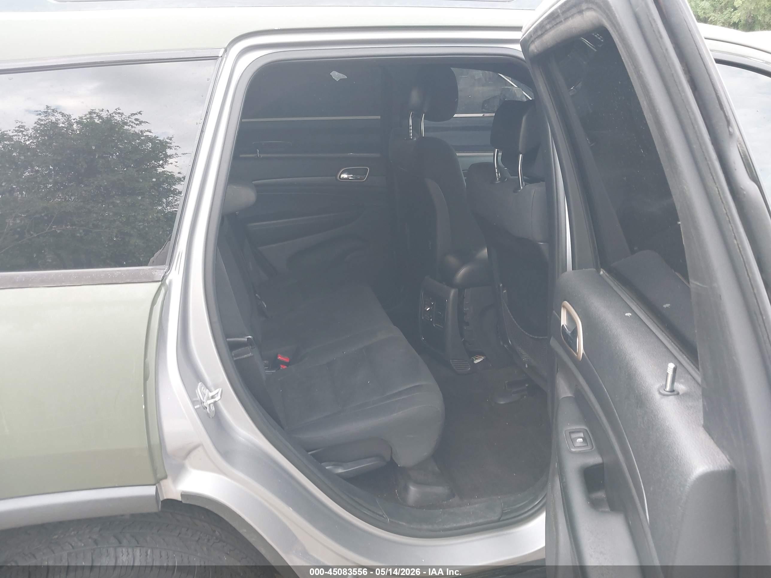 2015 Jeep Grand Cherokee Laredo Зеленый vin: 1C4RJFAG5FC950817