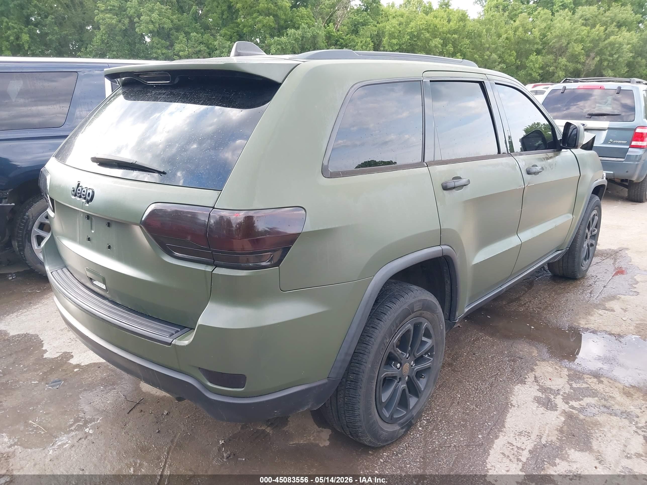 2015 Jeep Grand Cherokee Laredo Зеленый vin: 1C4RJFAG5FC950817