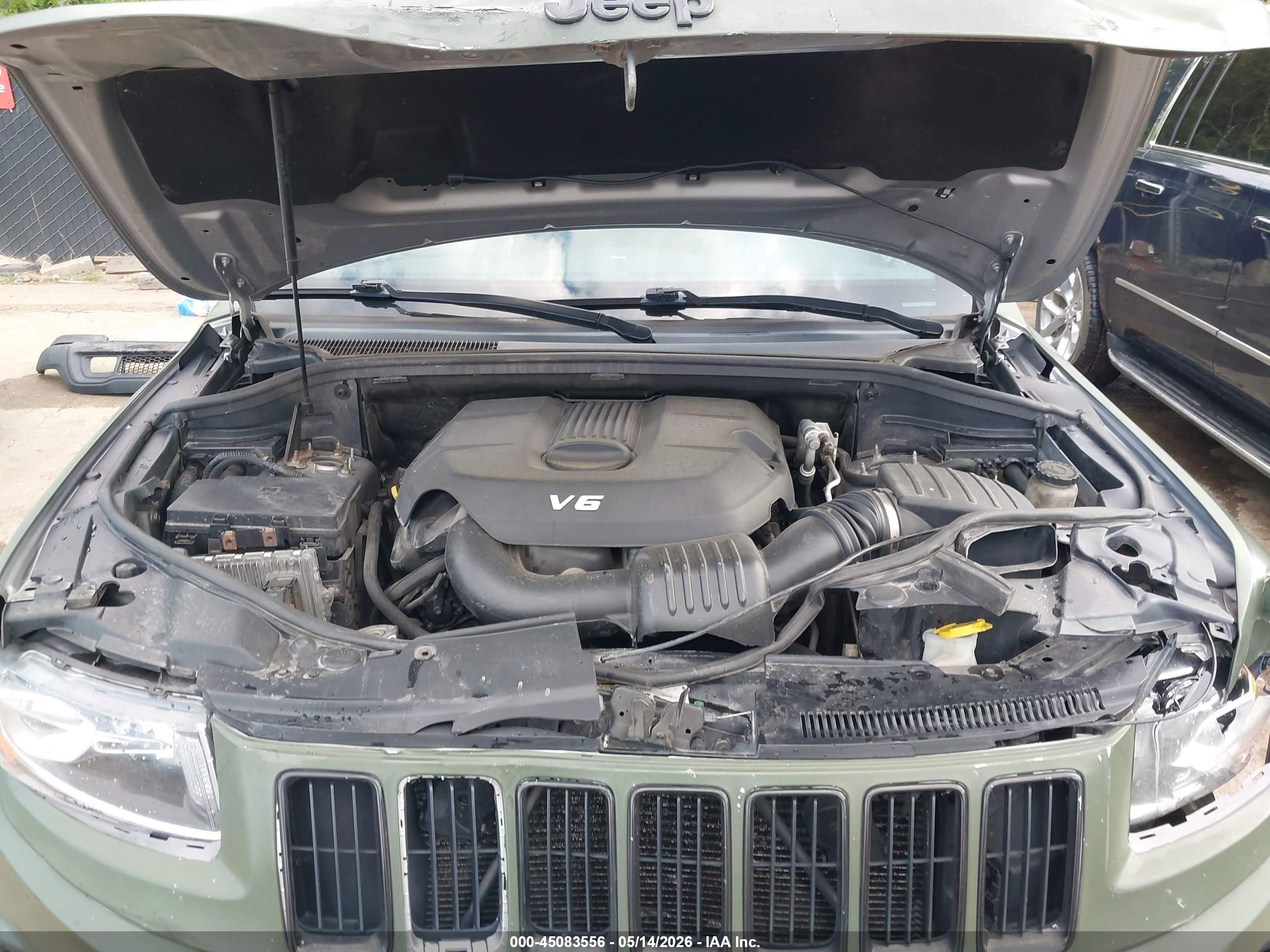 2015 Jeep Grand Cherokee Laredo Зеленый vin: 1C4RJFAG5FC950817