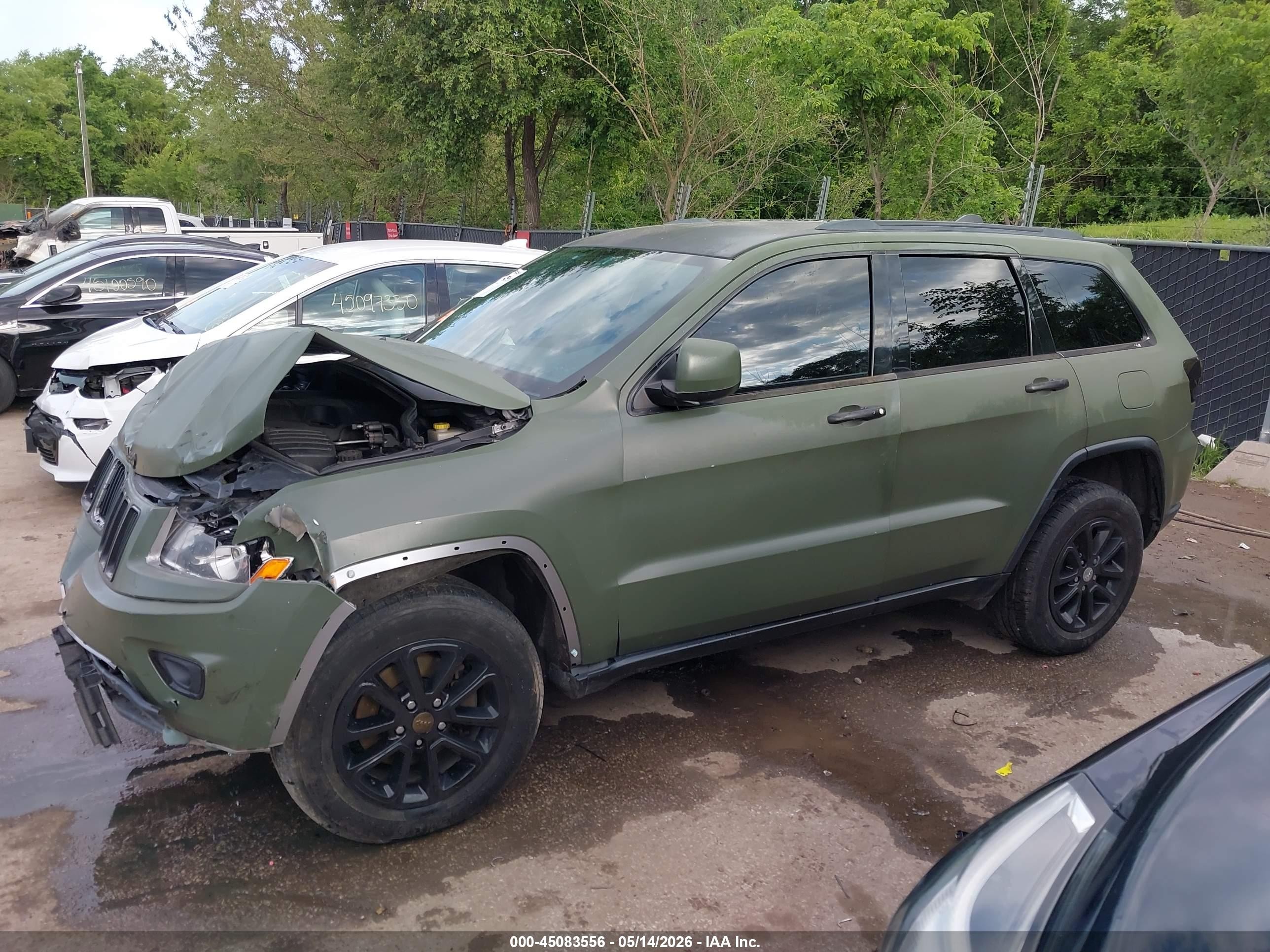 2015 Jeep Grand Cherokee Laredo Зеленый vin: 1C4RJFAG5FC950817