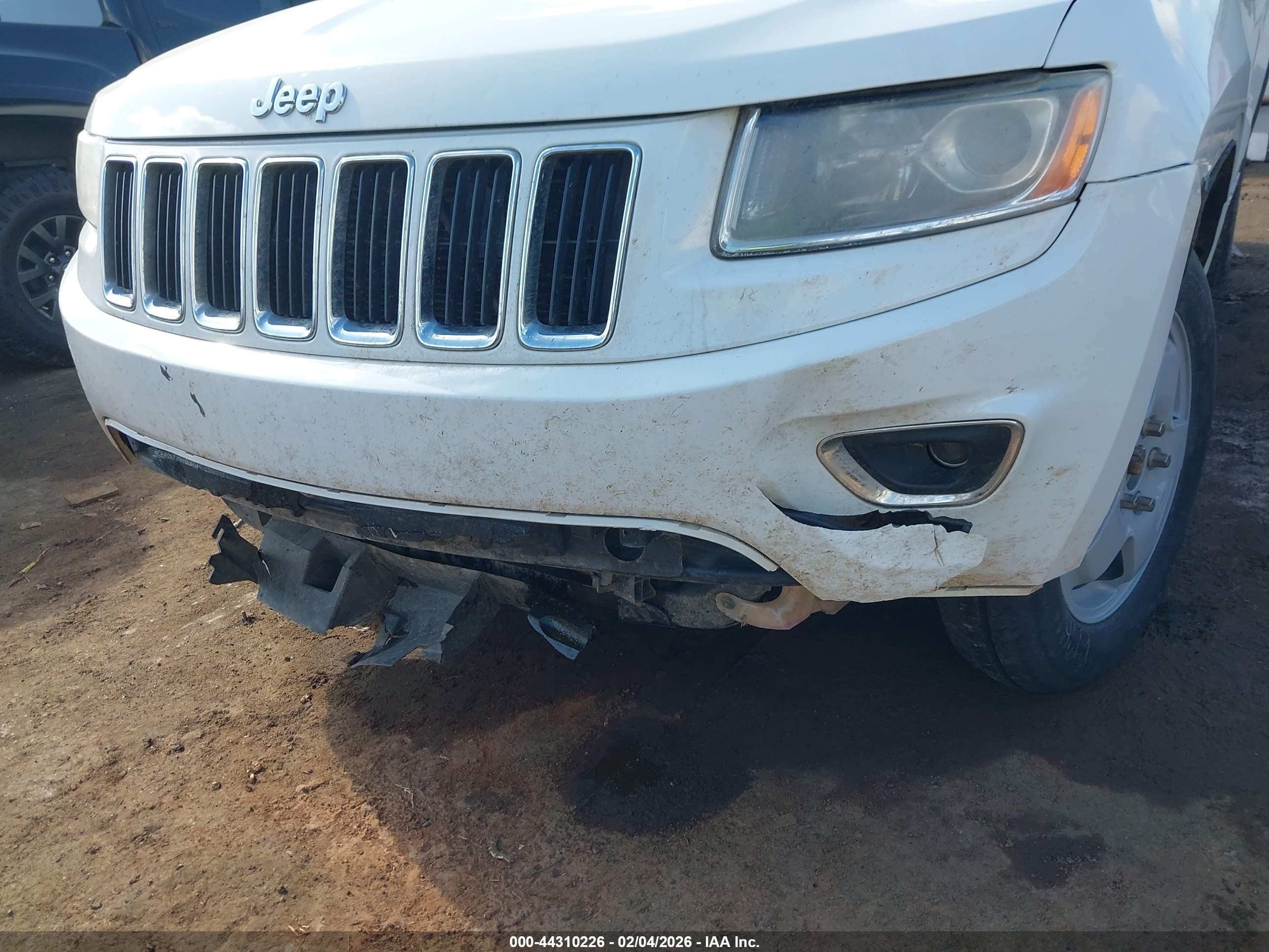 2016 Jeep Grand Cherokee Laredo White vin: 1C4RJFAG5GC379704