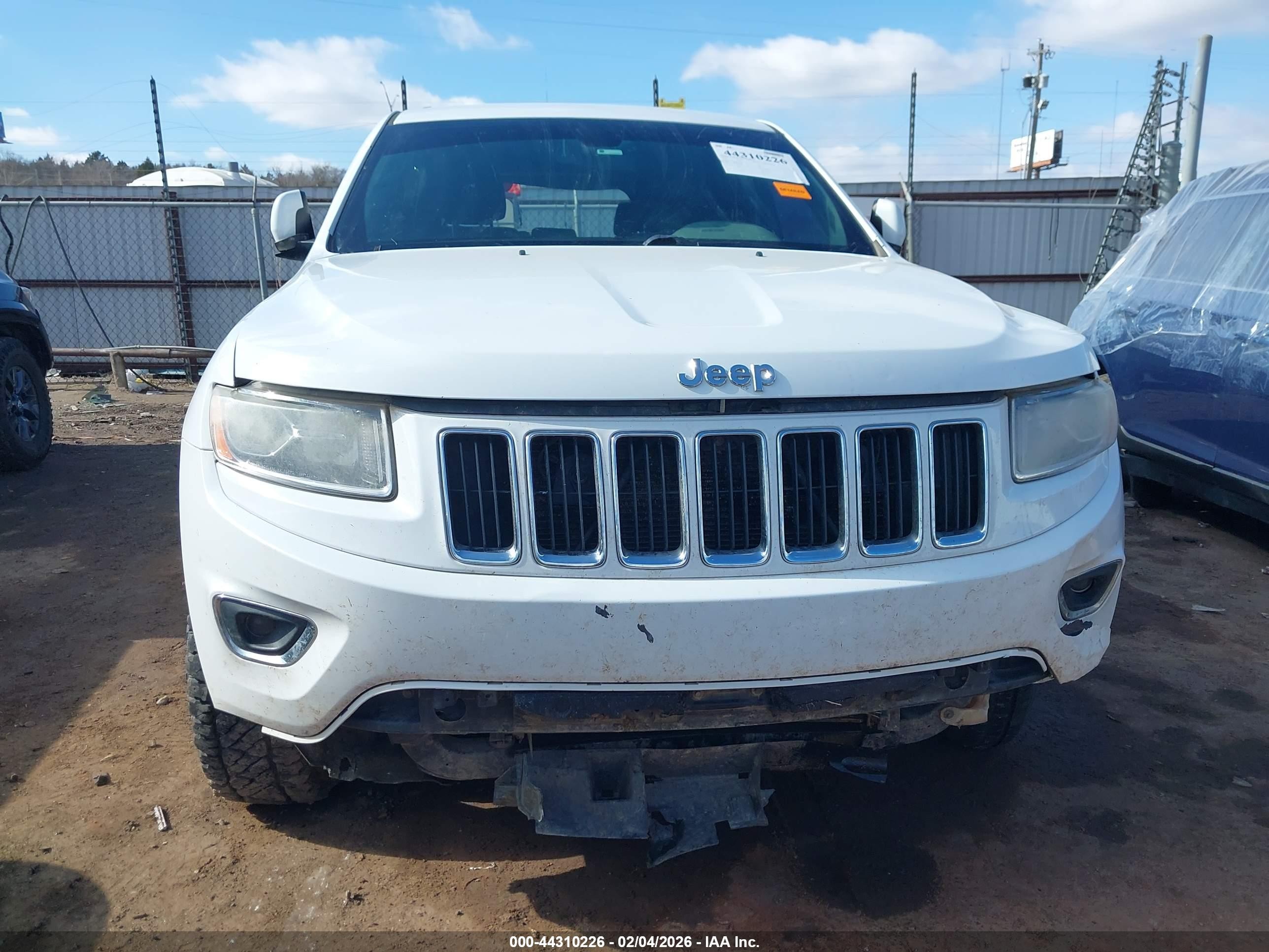 2016 Jeep Grand Cherokee Laredo White vin: 1C4RJFAG5GC379704