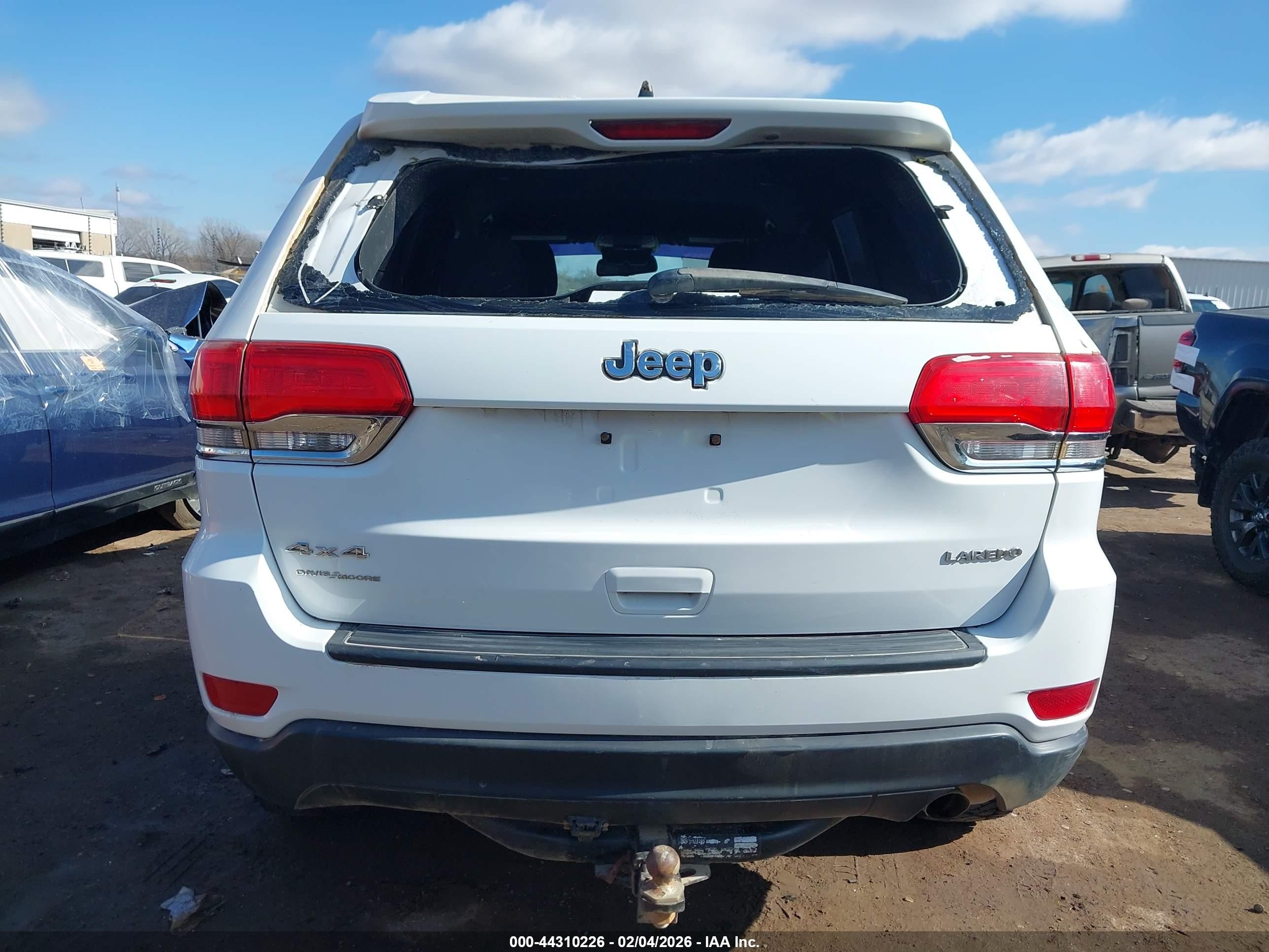 2016 Jeep Grand Cherokee Laredo White vin: 1C4RJFAG5GC379704