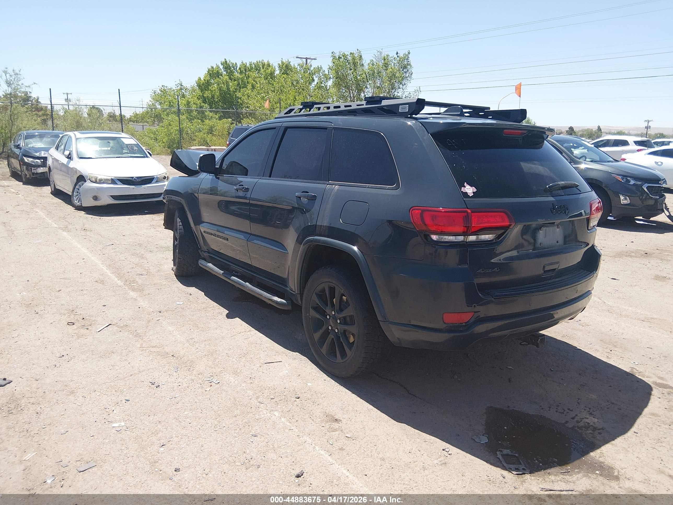 2018 Jeep Grand Cherokee Altitude 4x4 Серый vin: 1C4RJFAG5JC256704