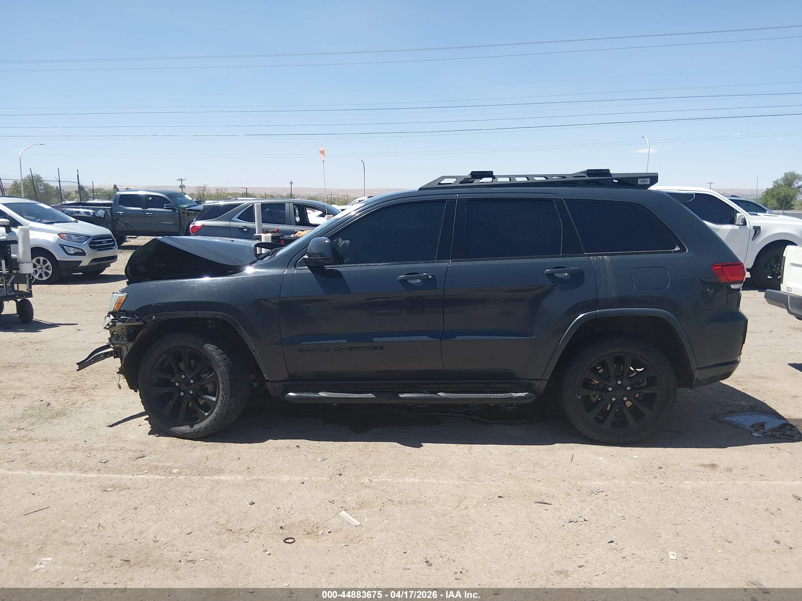 2018 Jeep Grand Cherokee Altitude 4x4 Серый vin: 1C4RJFAG5JC256704
