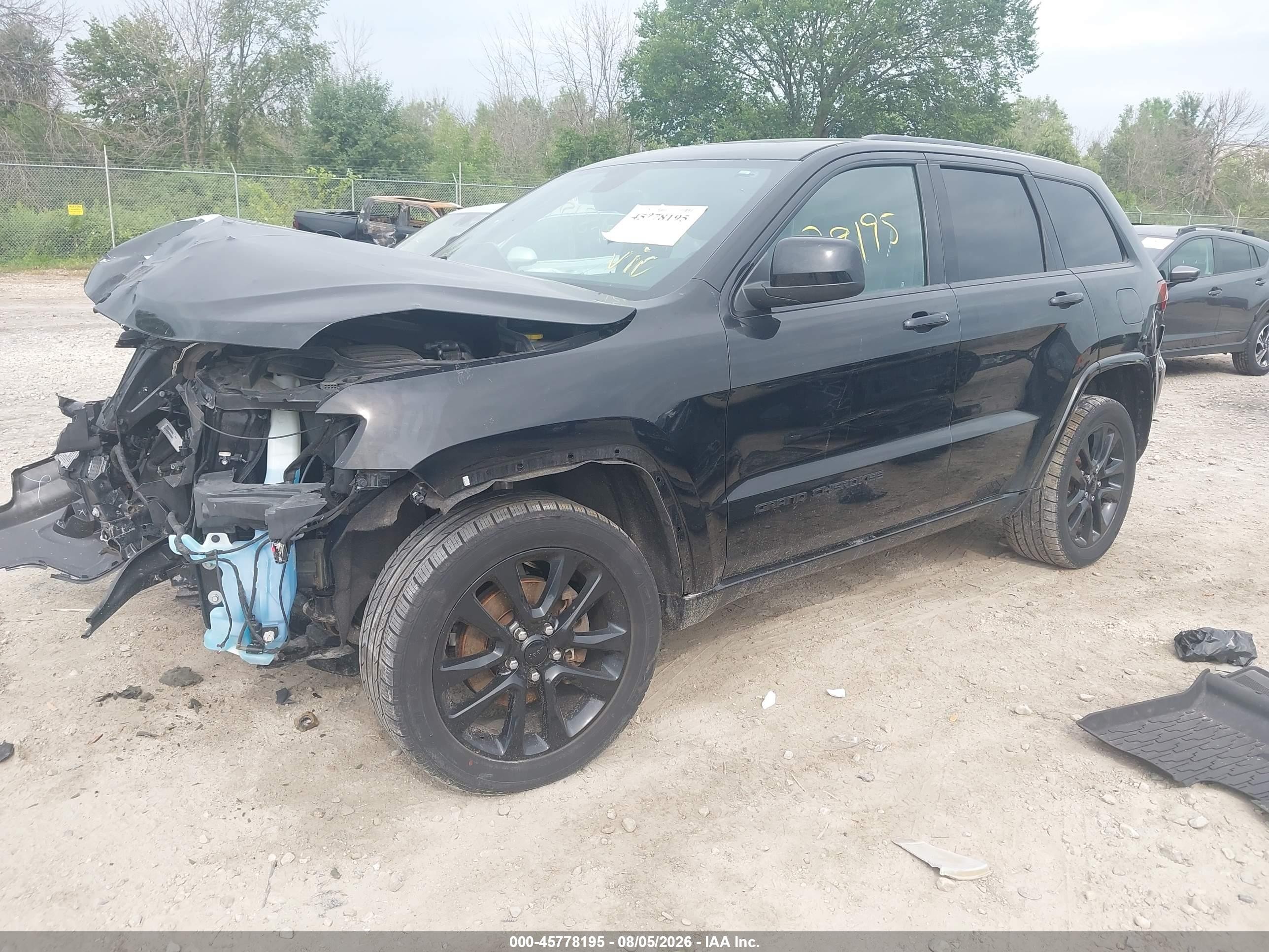 2020 Jeep Grand Cherokee Altitude 4x4 Black vin: 1C4RJFAG5LC104392