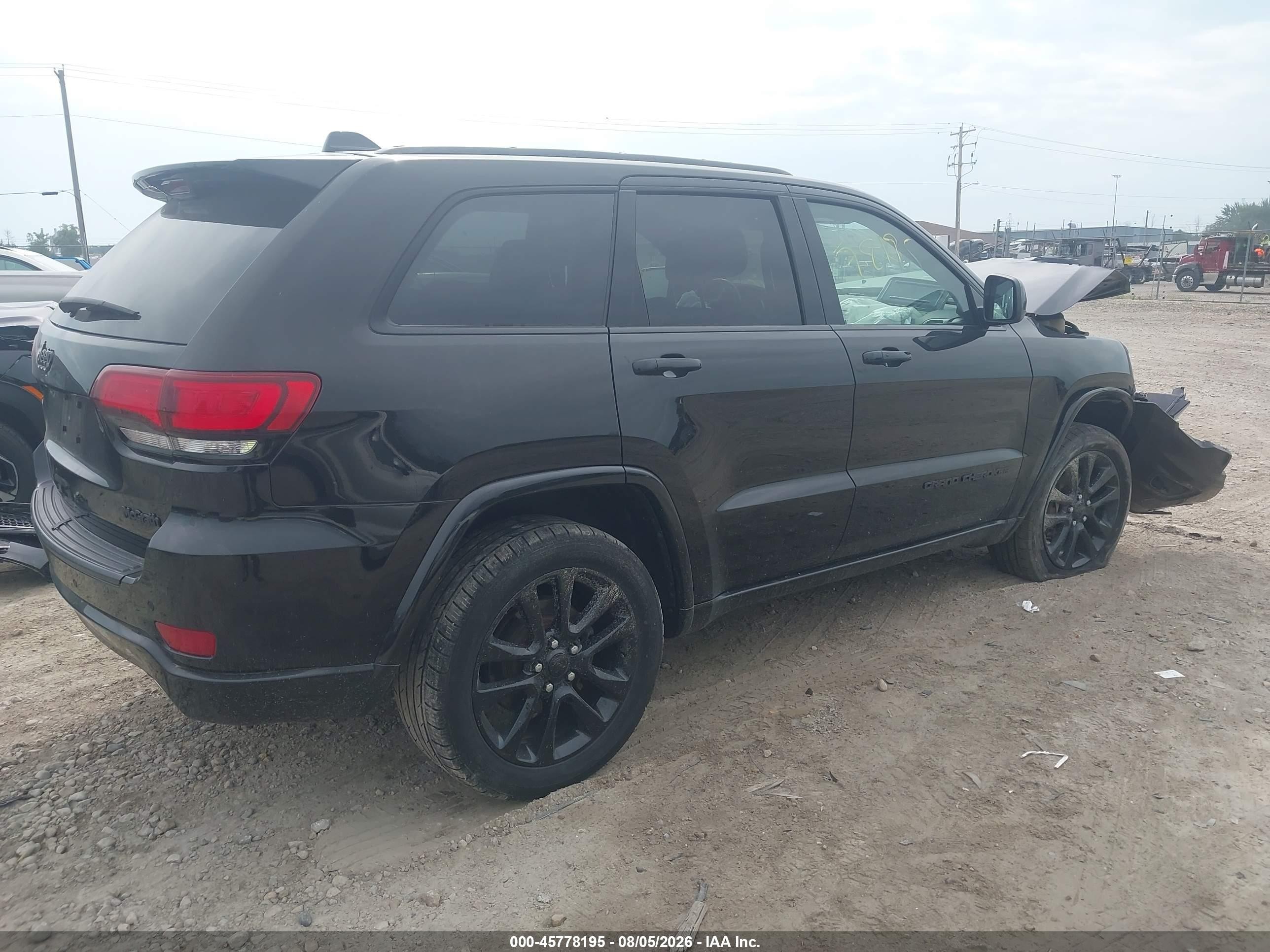 2020 Jeep Grand Cherokee Altitude 4x4 Black vin: 1C4RJFAG5LC104392