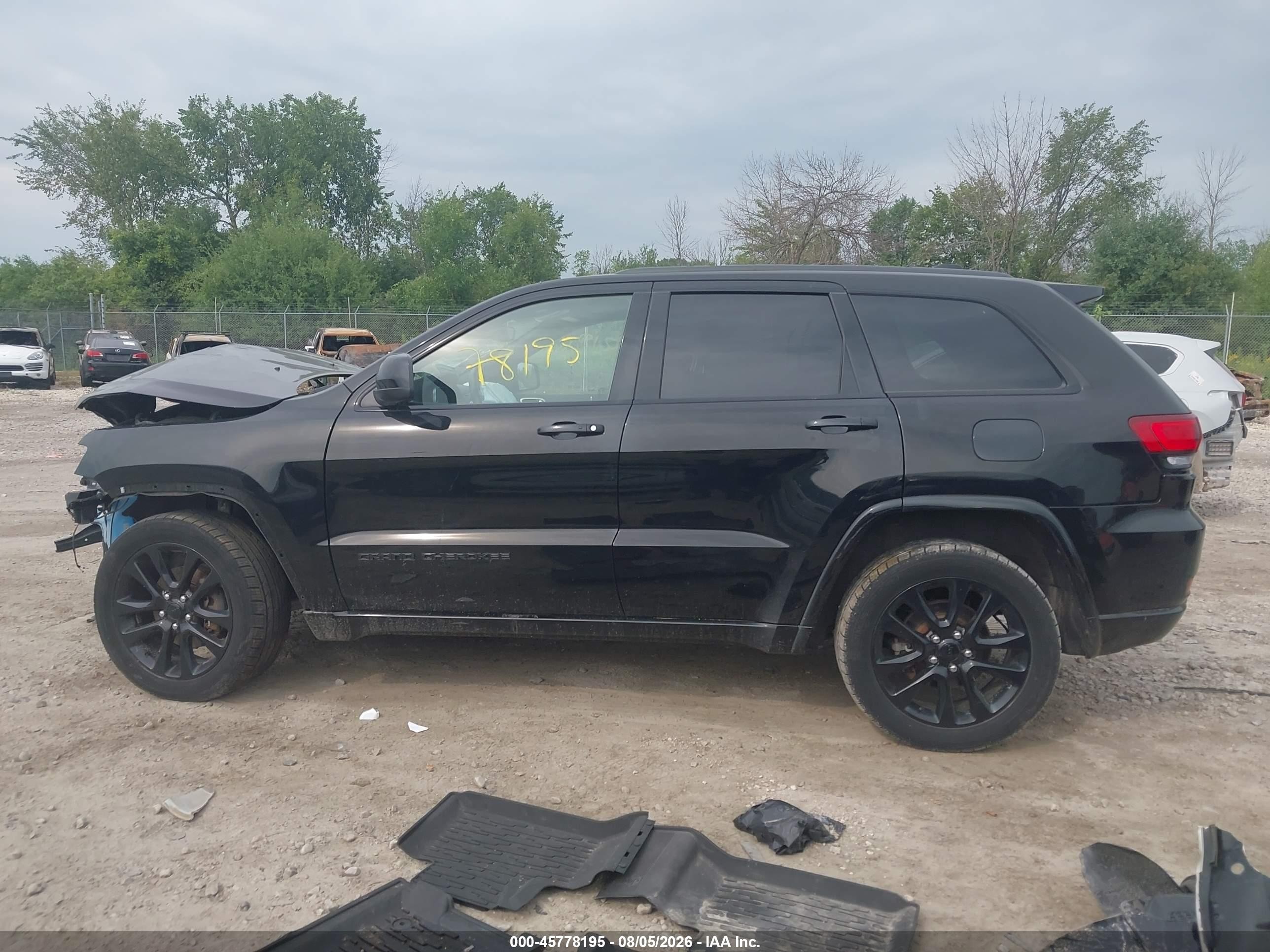 2020 Jeep Grand Cherokee Altitude 4x4 Black vin: 1C4RJFAG5LC104392