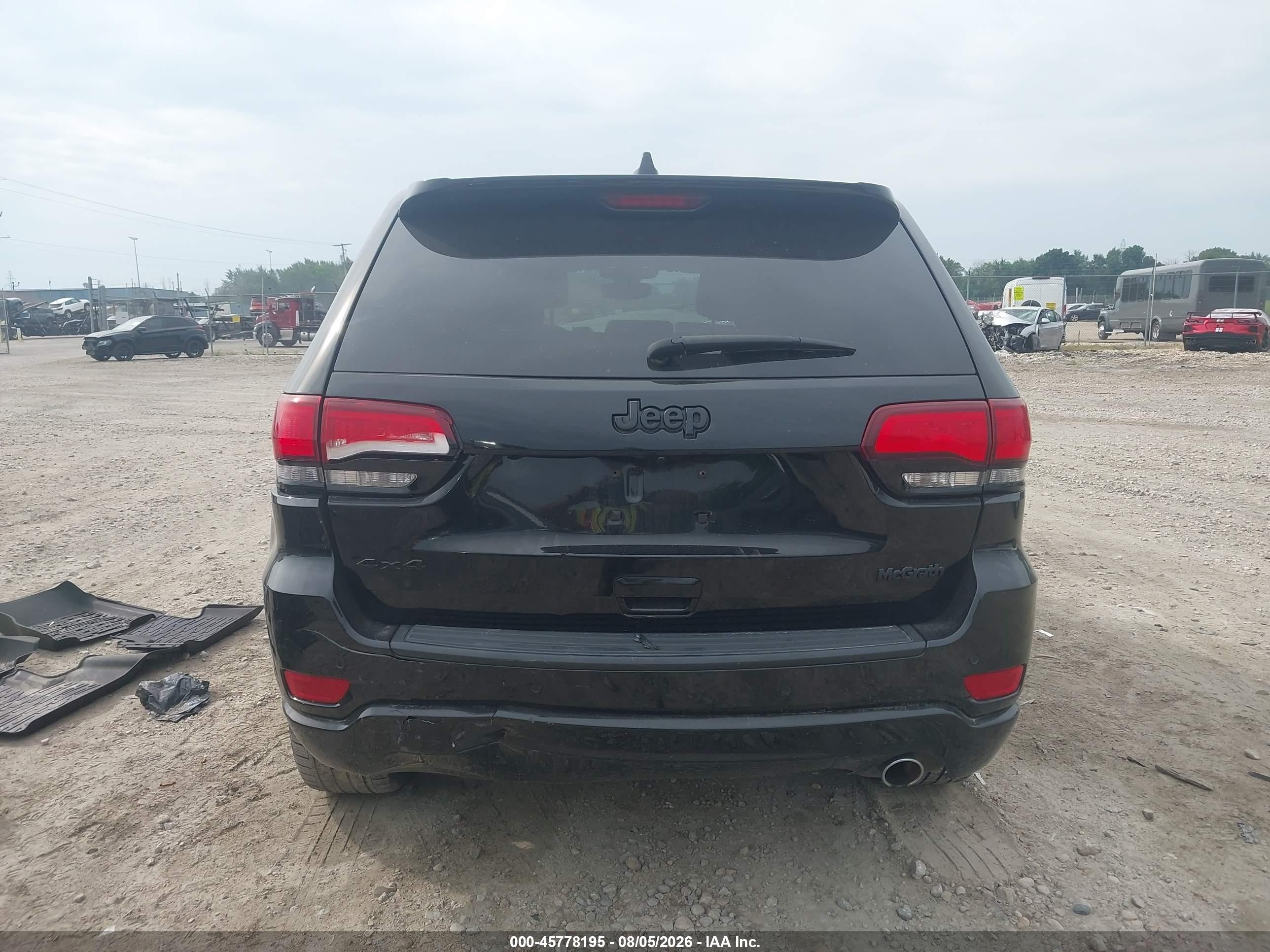 2020 Jeep Grand Cherokee Altitude 4x4 Black vin: 1C4RJFAG5LC104392