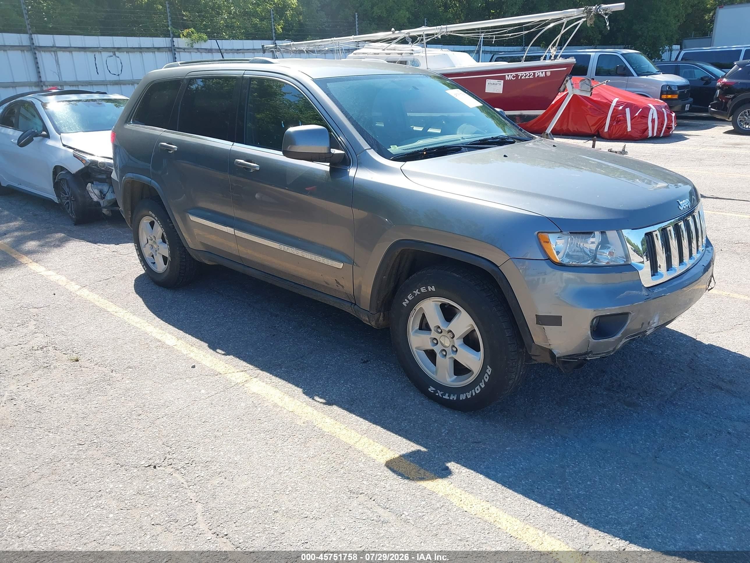2012 Jeep Grand Cherokee Laredo Silver vin: 1C4RJFAG6CC125204