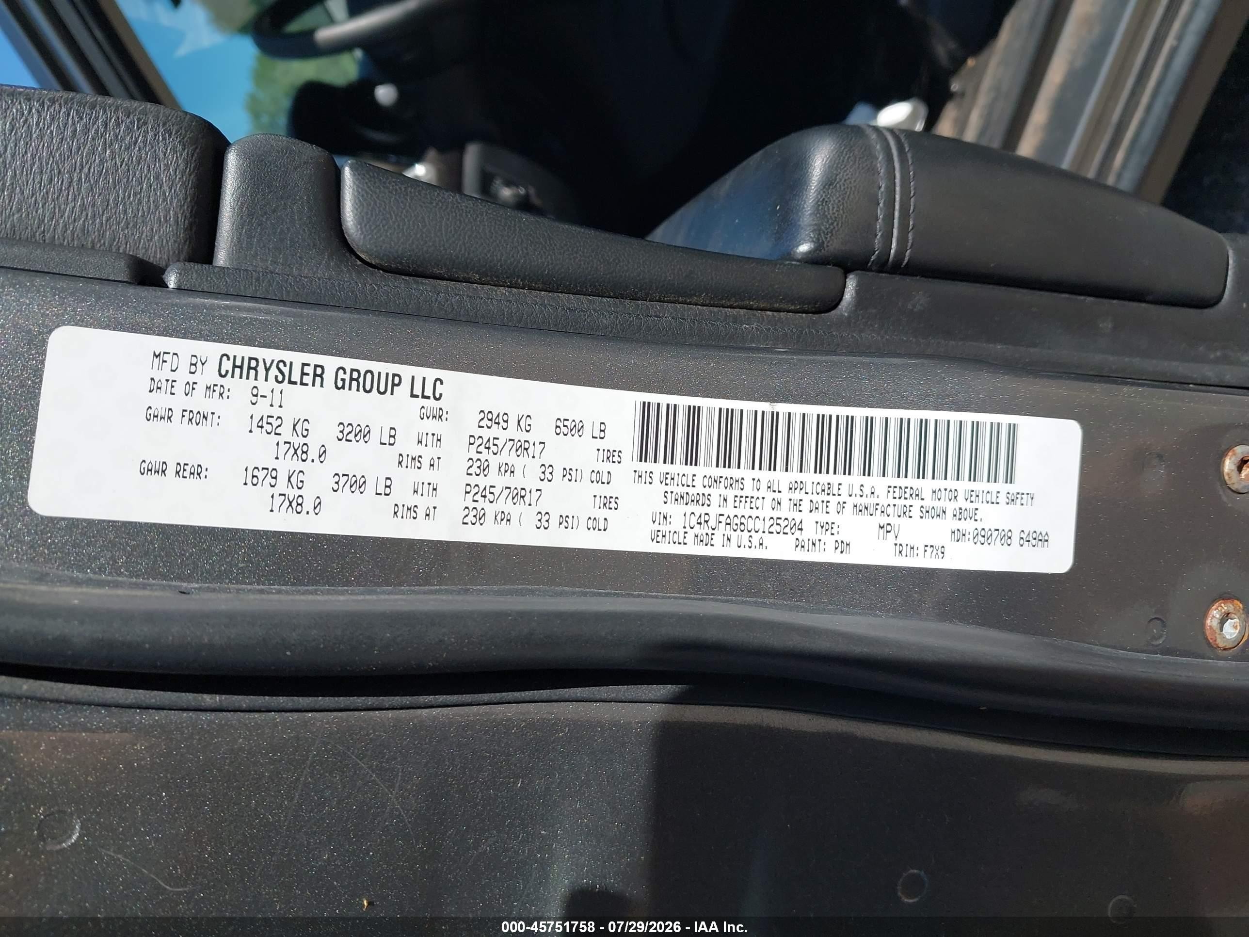 2012 Jeep Grand Cherokee Laredo Silver vin: 1C4RJFAG6CC125204