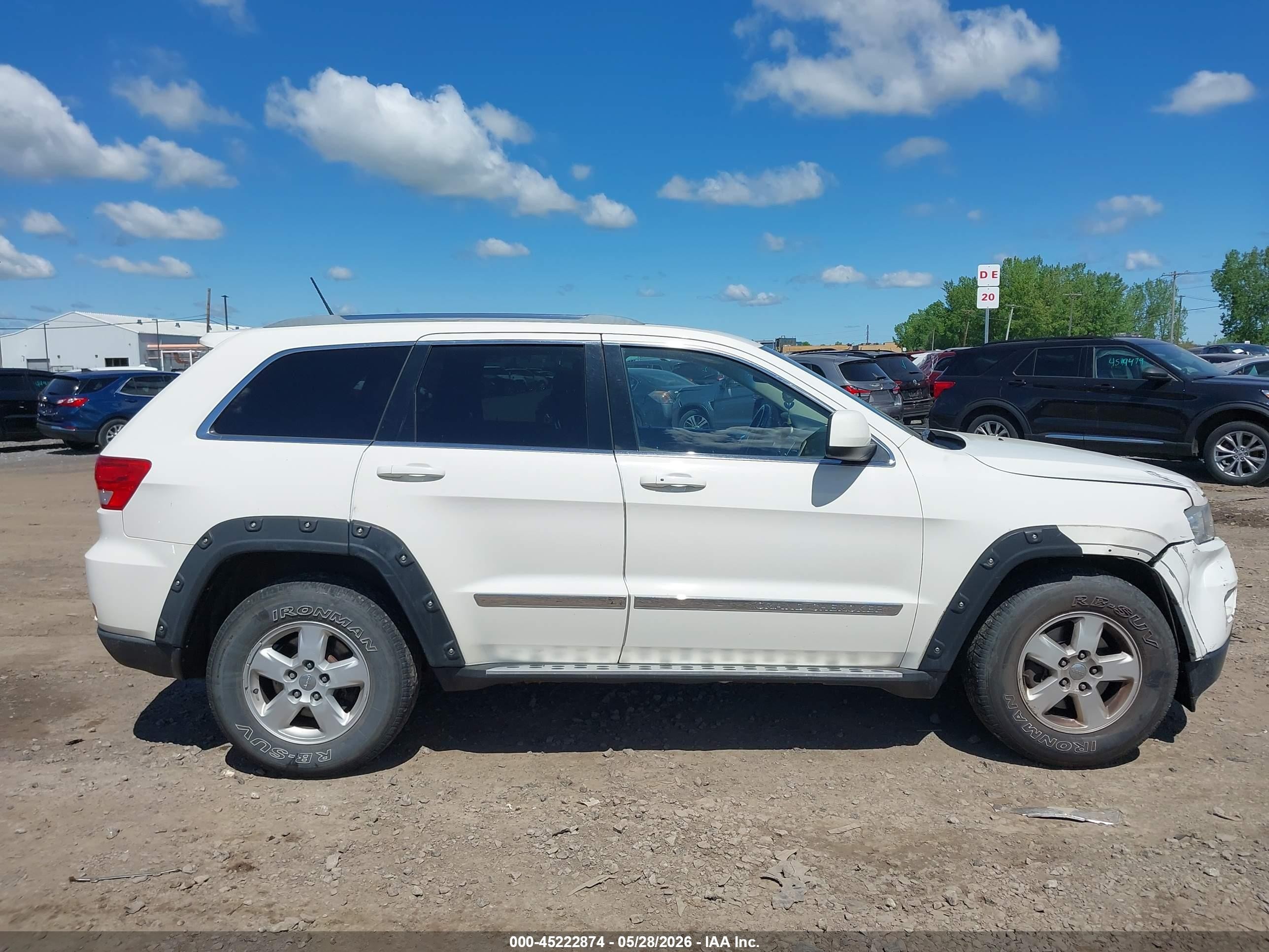 2012 Jeep Grand Cherokee Laredo White vin: 1C4RJFAG6CC162172