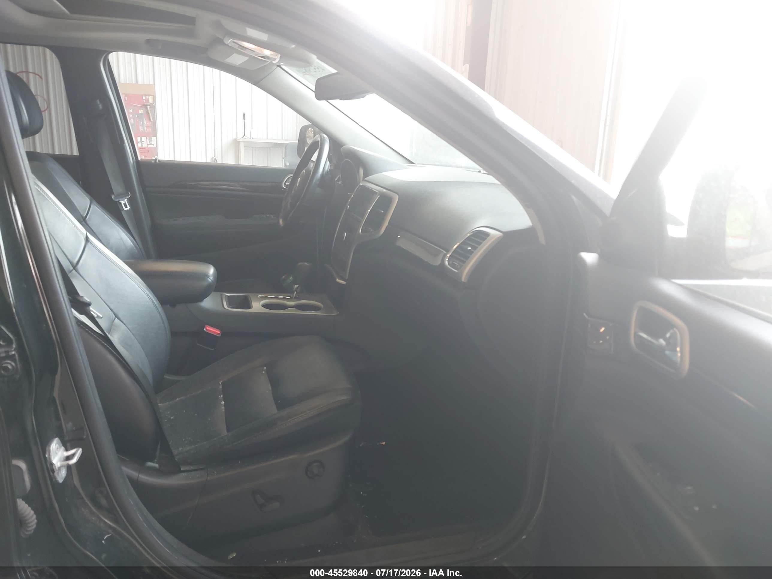 2012 Jeep Grand Cherokee Laredo Black vin: 1C4RJFAG6CC184088