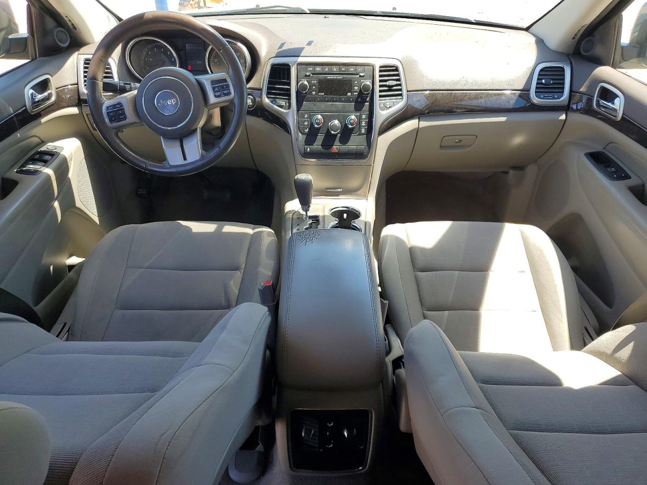 2012 Jeep Grand Cherokee Laredo Gray vin: 1C4RJFAG6CC274146