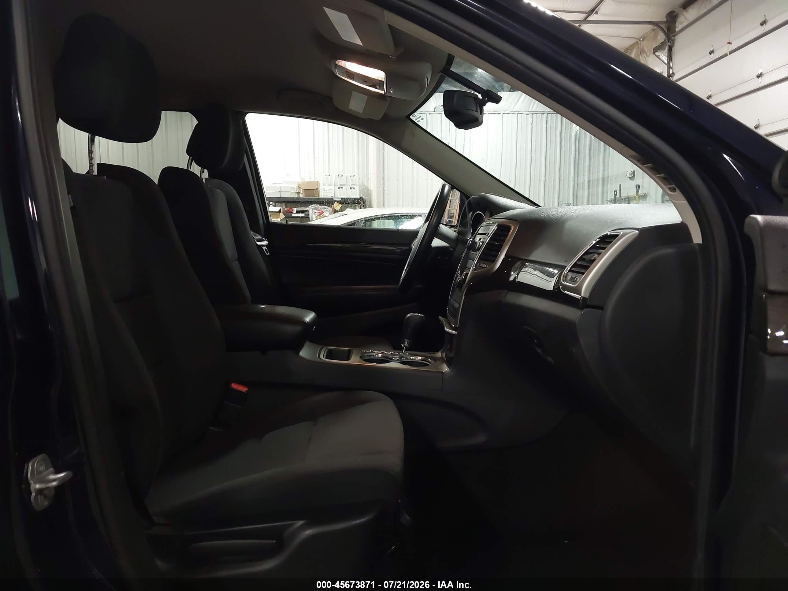 2012 Jeep Grand Cherokee Laredo Синий vin: 1C4RJFAG6CC280657